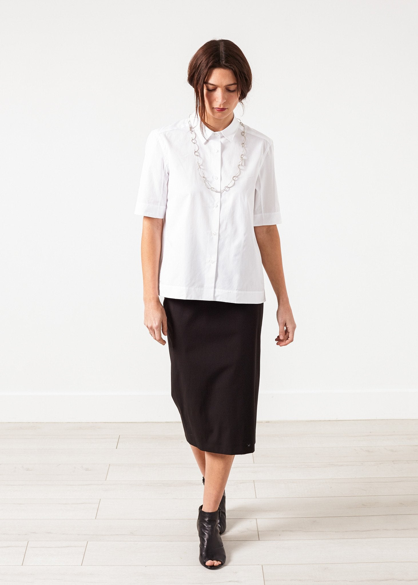 Lara Shirt in White|women's button-ups[option1]|[option2]|[option3] - hello