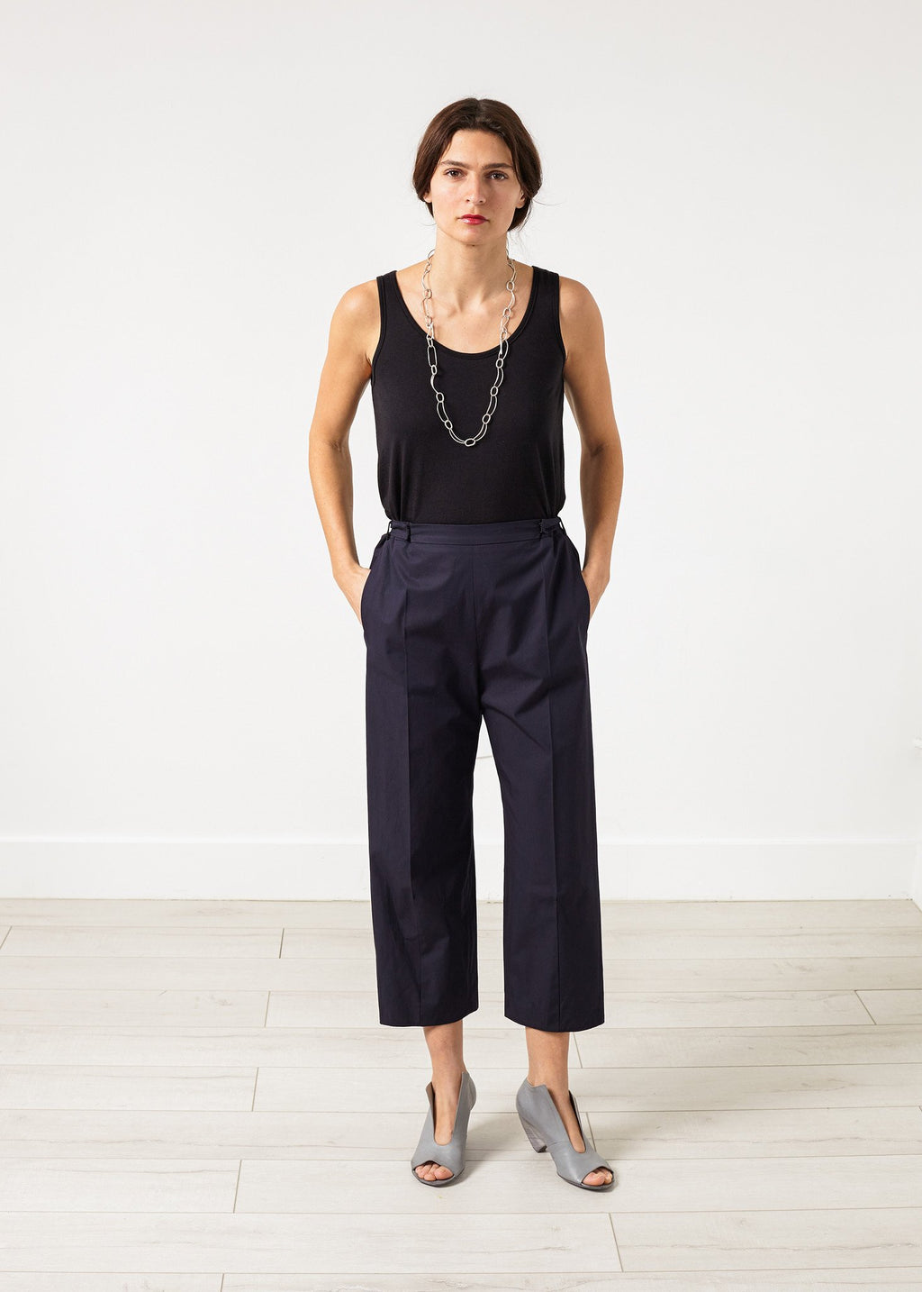 Wide Cropped Trouser in Navy|women's pants[option1]|[option2]|[option3] - hello