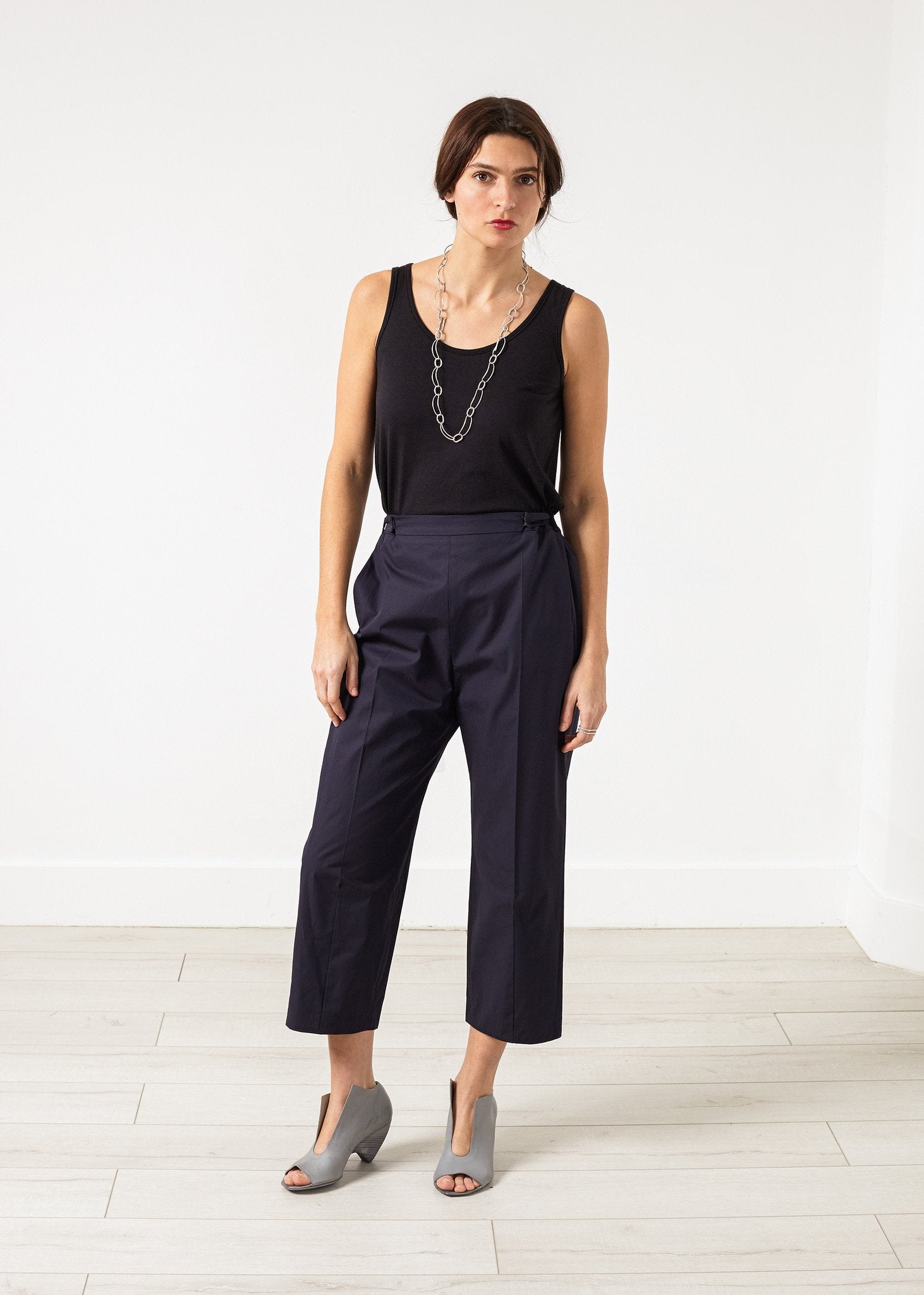 Wide Cropped Trouser in Navy|women's pants[option1]|[option2]|[option3] - hello