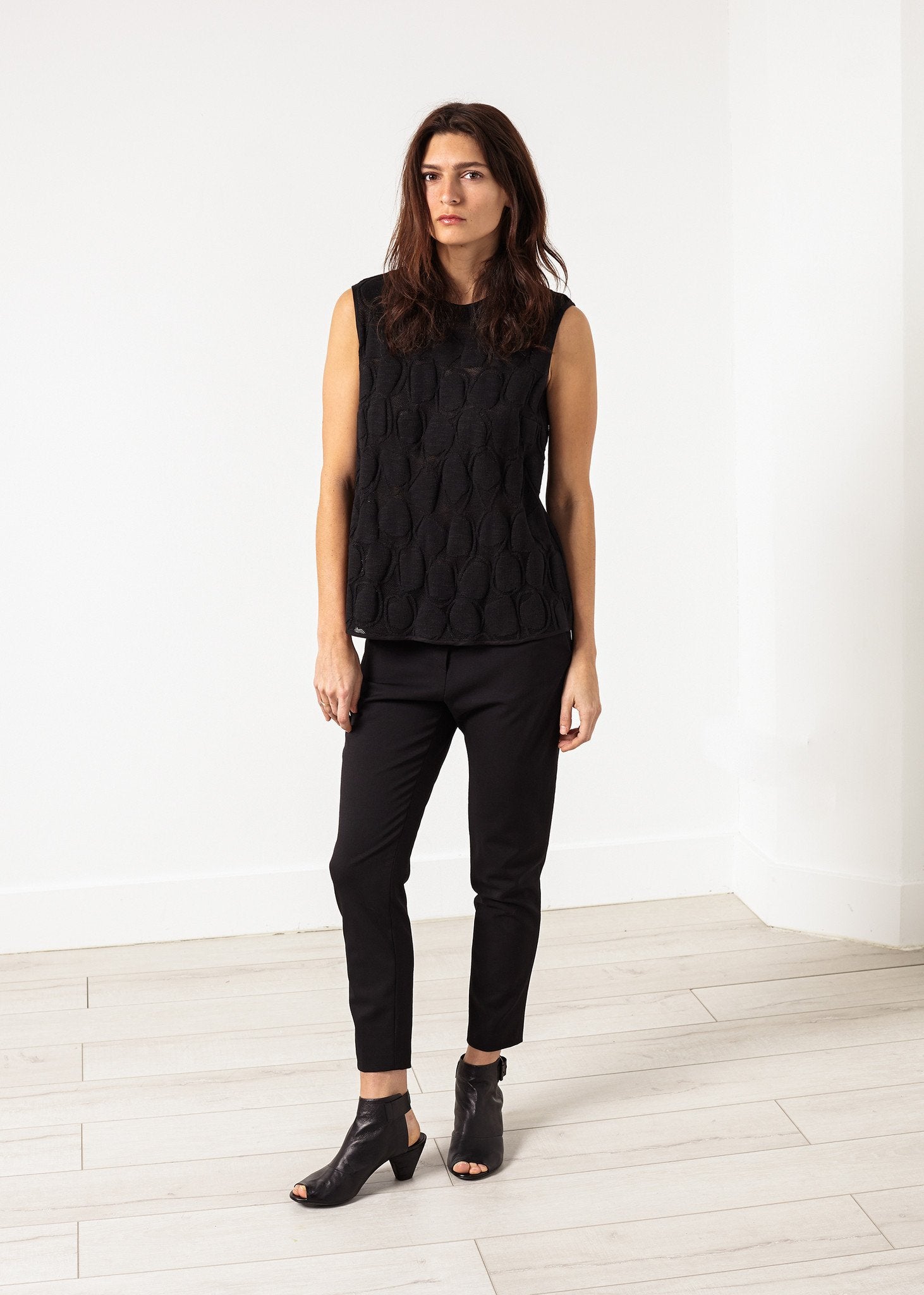 Zip Back Circle Blouse in Black|women's tops[option1]|[option2]|[option3] - hello