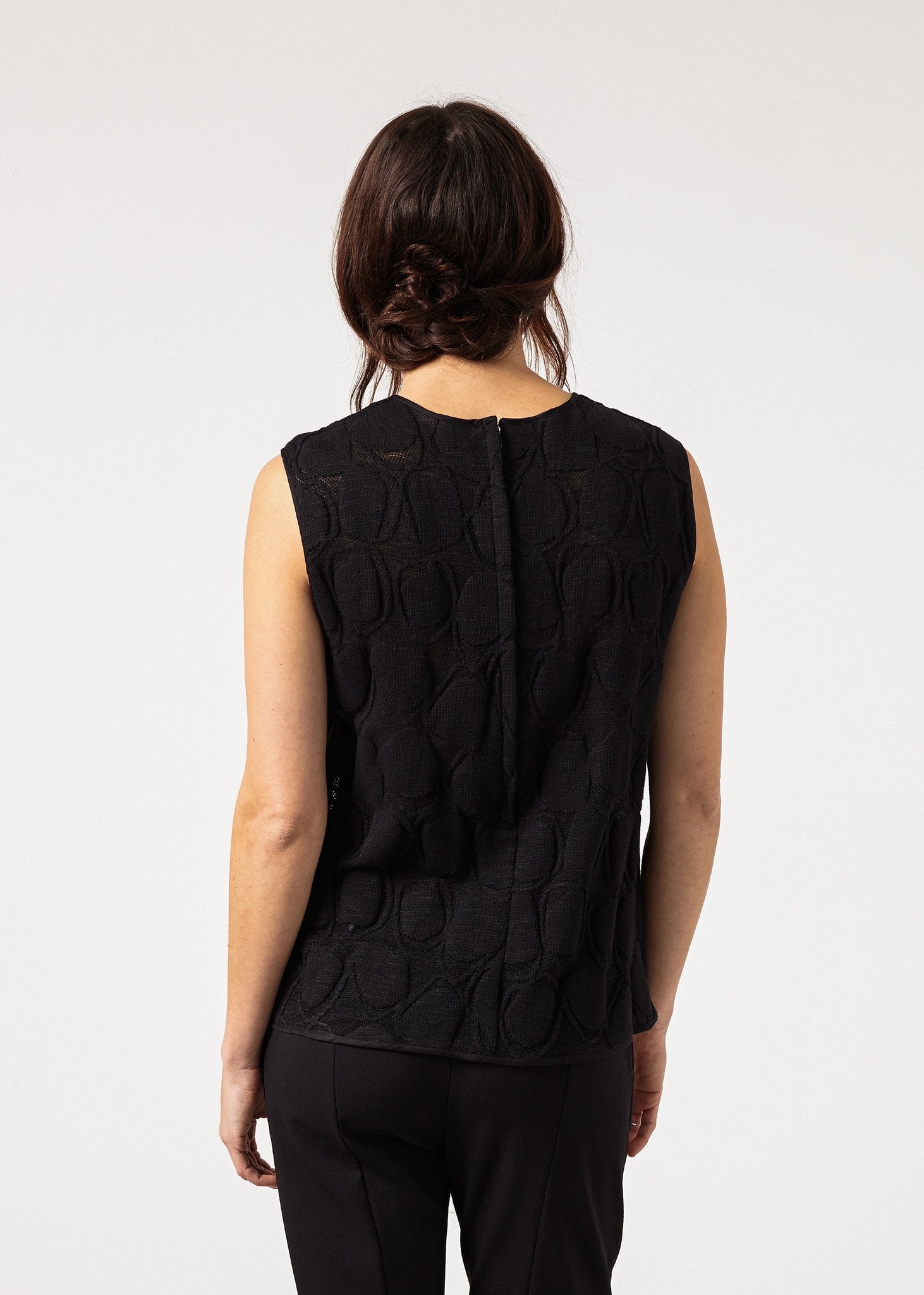 Zip Back Circle Blouse in Black|women's tops[option1]|[option2]|[option3] - hello