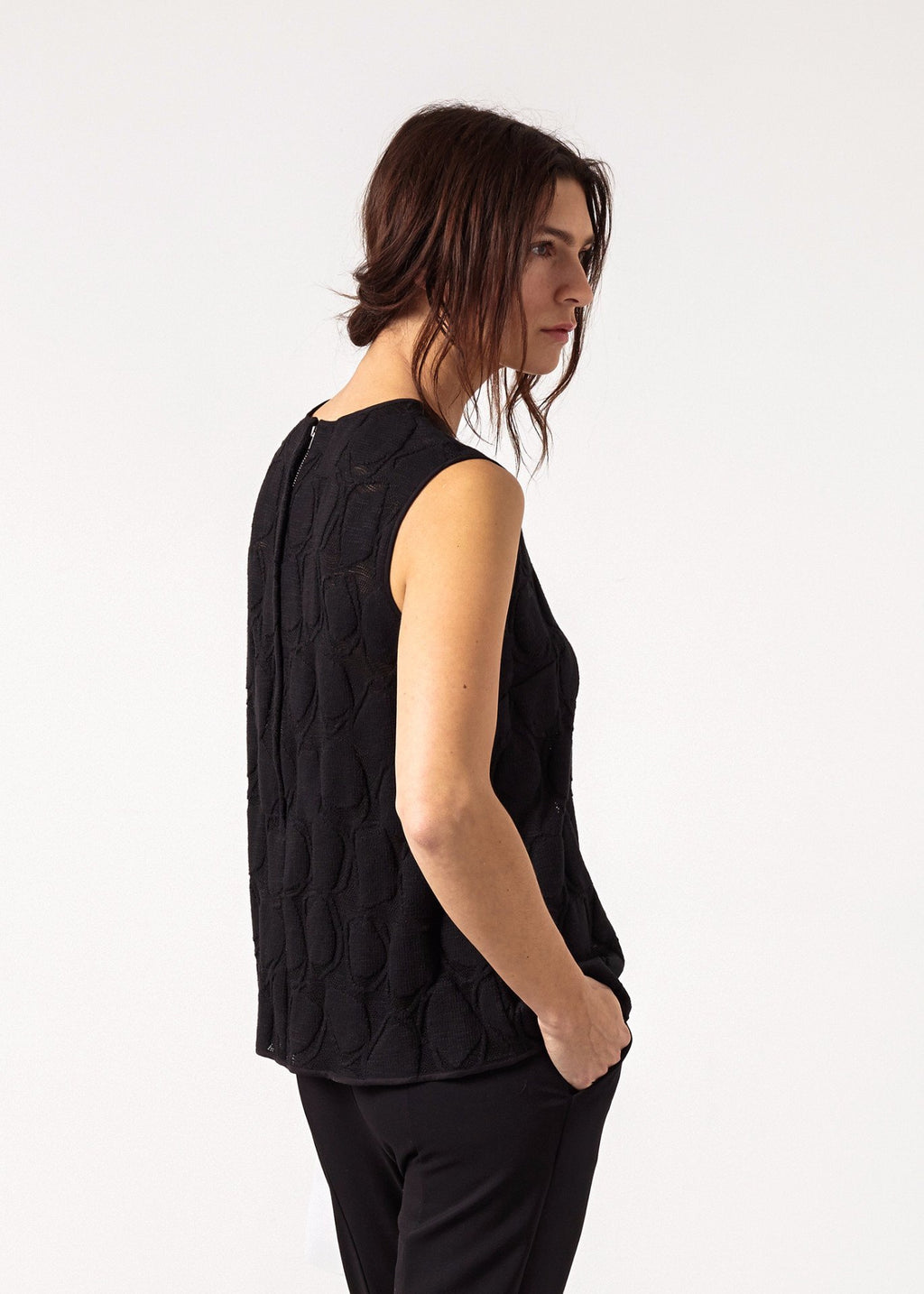 Zip Back Circle Blouse in Black|women's tops[option1]|[option2]|[option3] - hello