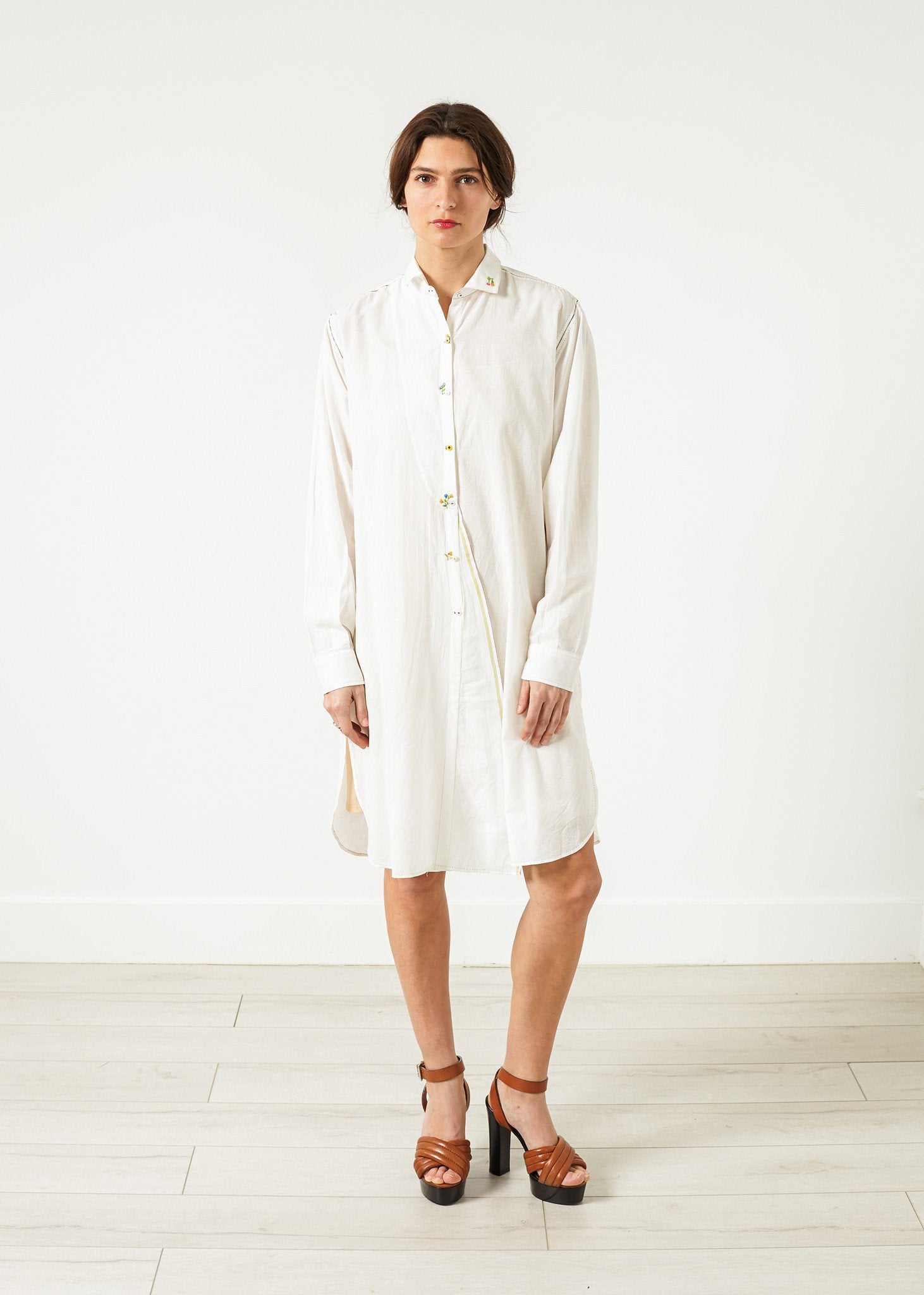 Pleated Sleeve Tunic in White|women's tops[option1]|[option2]|[option3] - hello