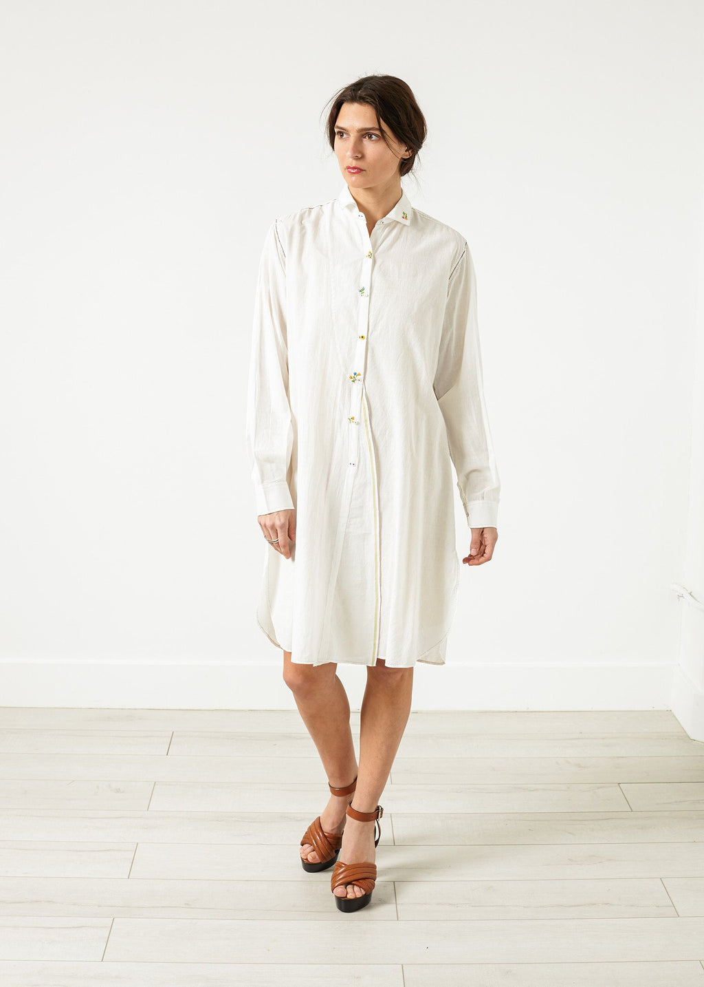 Pleated Sleeve Tunic in White|women's tops[option1]|[option2]|[option3] - hello