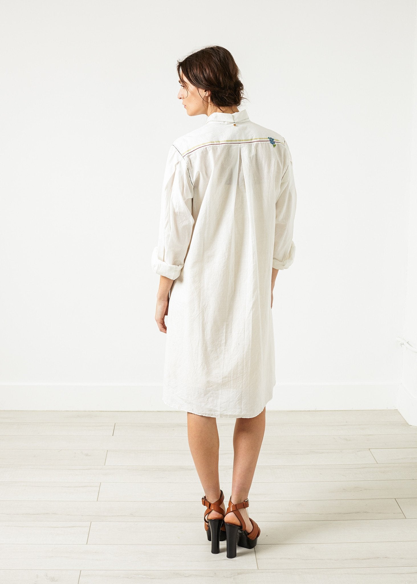Pleated Sleeve Tunic in White|women's tops[option1]|[option2]|[option3] - hello
