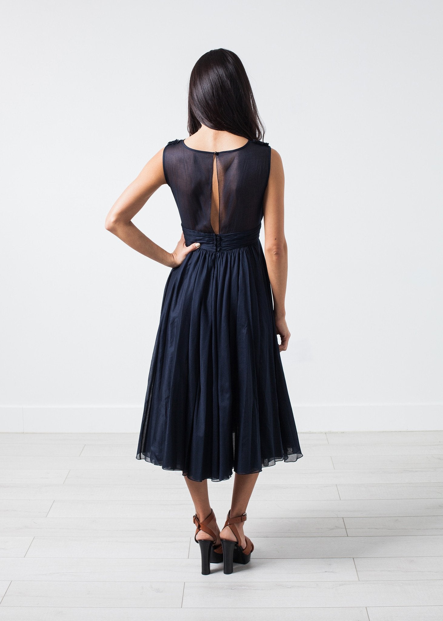 Voile V-Neck Dress in Navy|women's dresses[option1]|[option2]|[option3] - hello