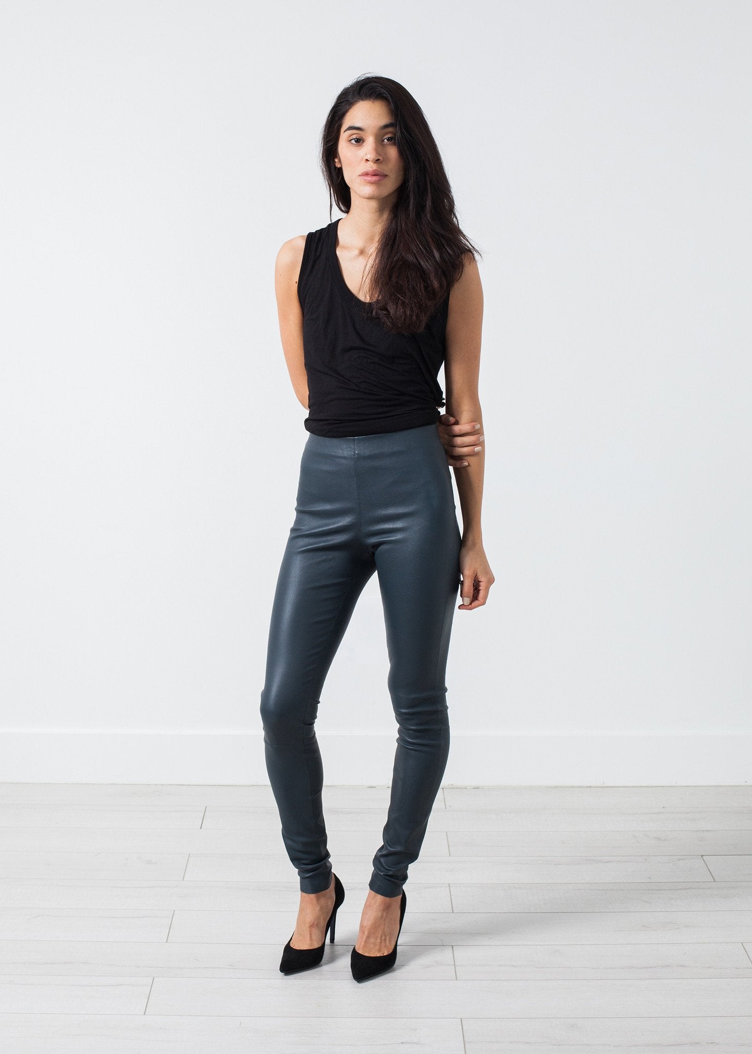 Elenaso Leather Trouser in Cool Grey|women's pants[option1]|[option2]|[option3] - hello