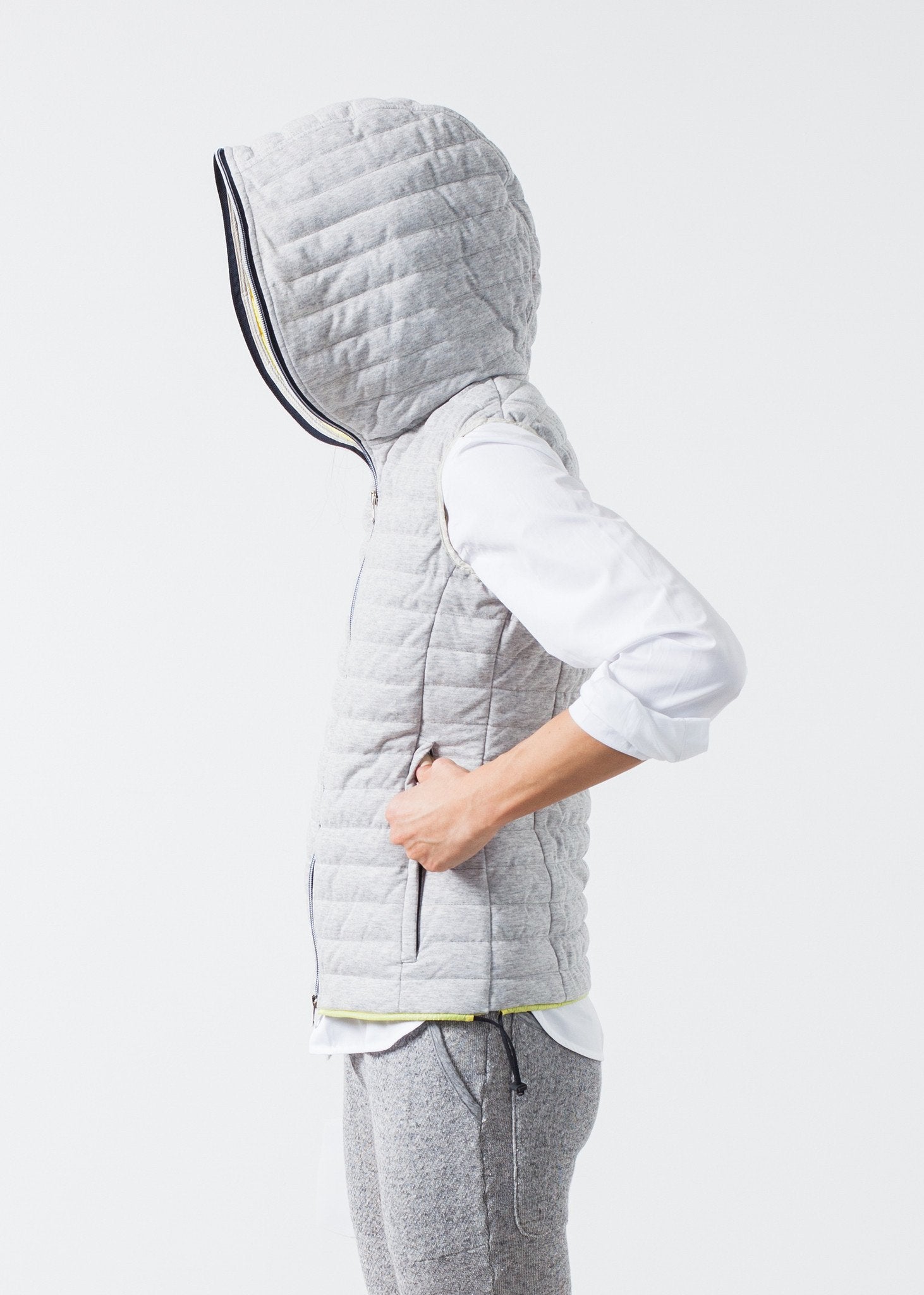 Primula Vest in Light Grey|Womens Outerwear[option1]|[option2]|[option3] - hello