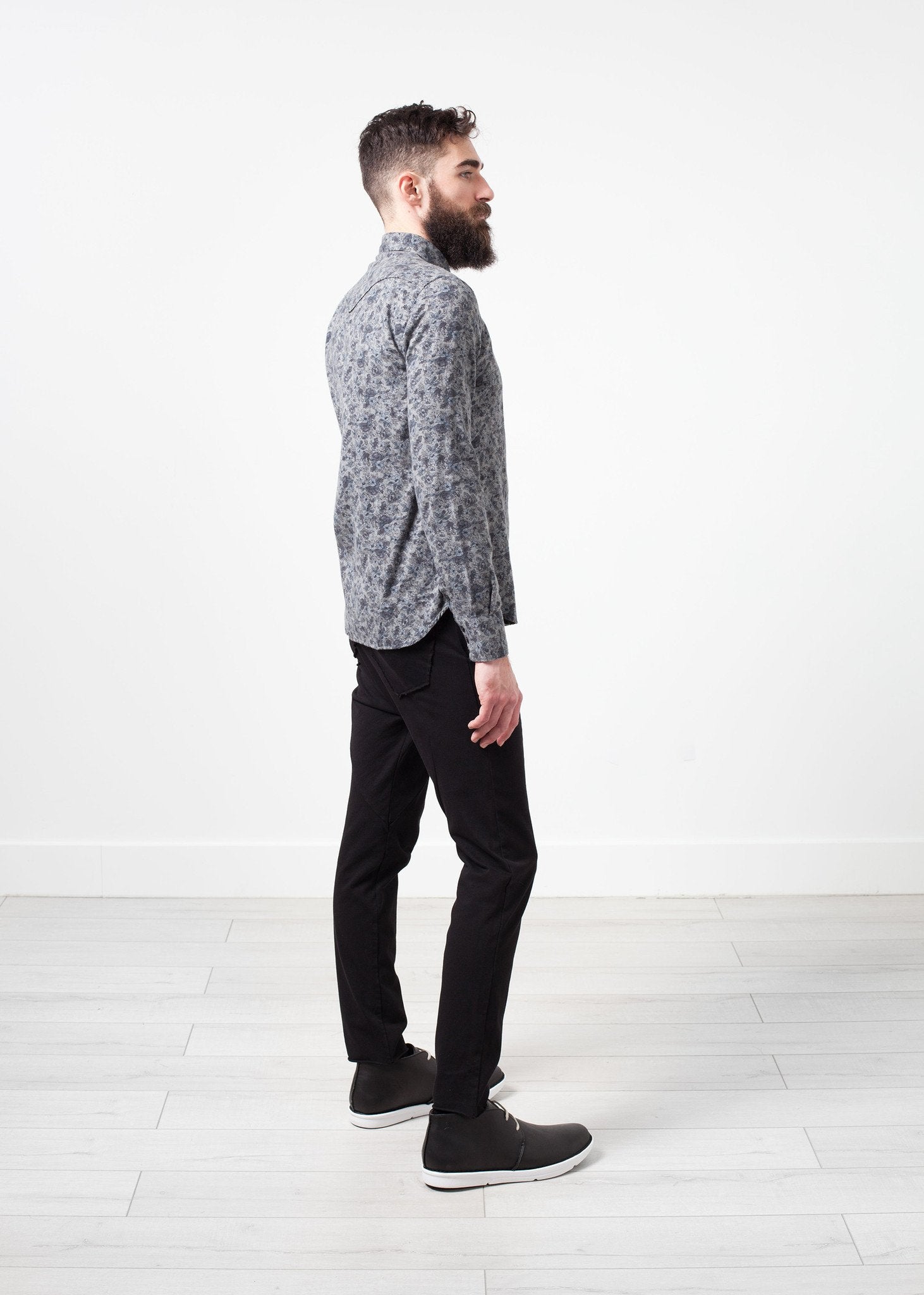 Western Arkansas Button-Up in Grey Floral|men's button-ups[option1]|[option2]|[option3] - hello