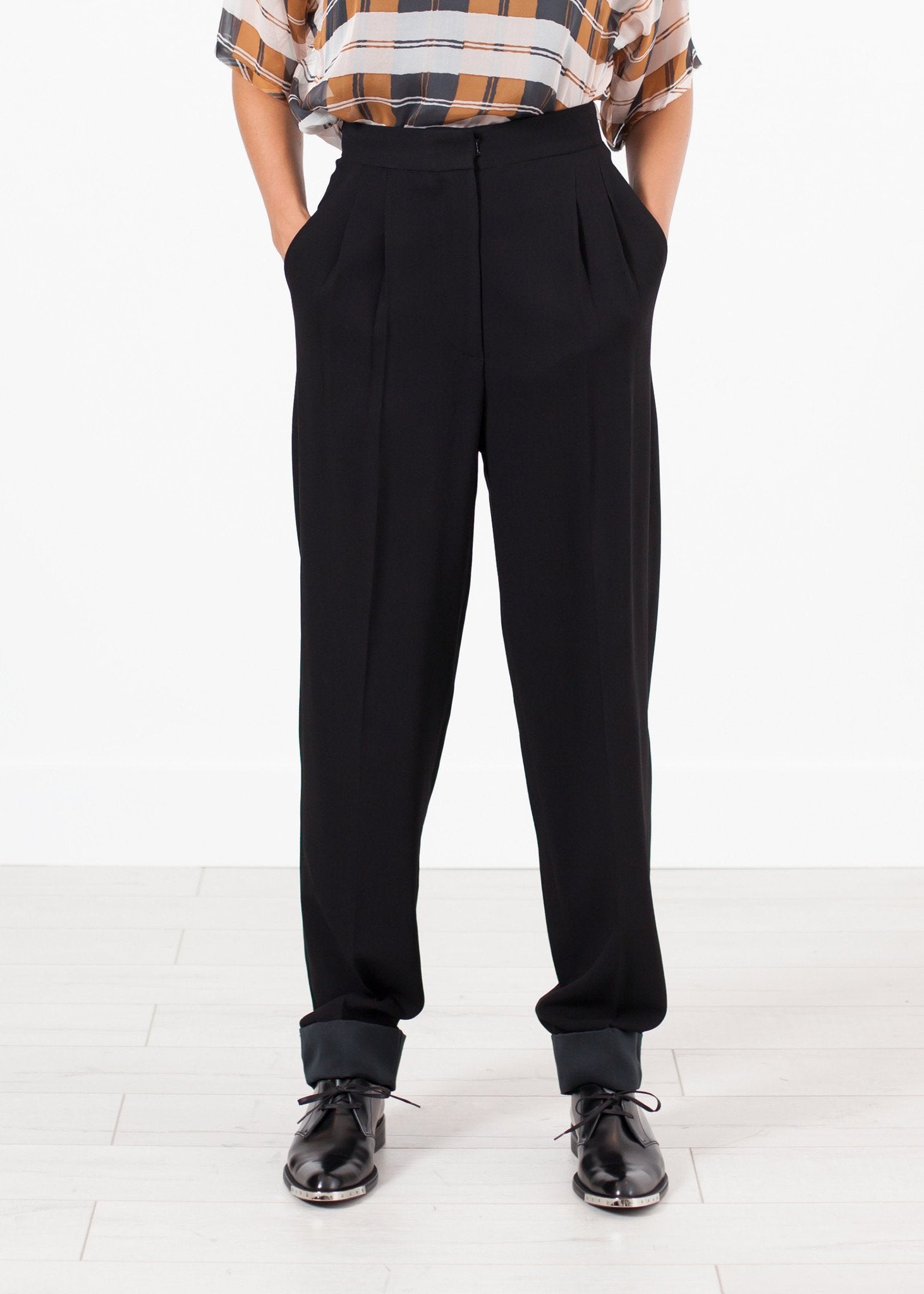 Contrast Cuff Pant in Black|women's pants[option1]|[option2]|[option3] - hello