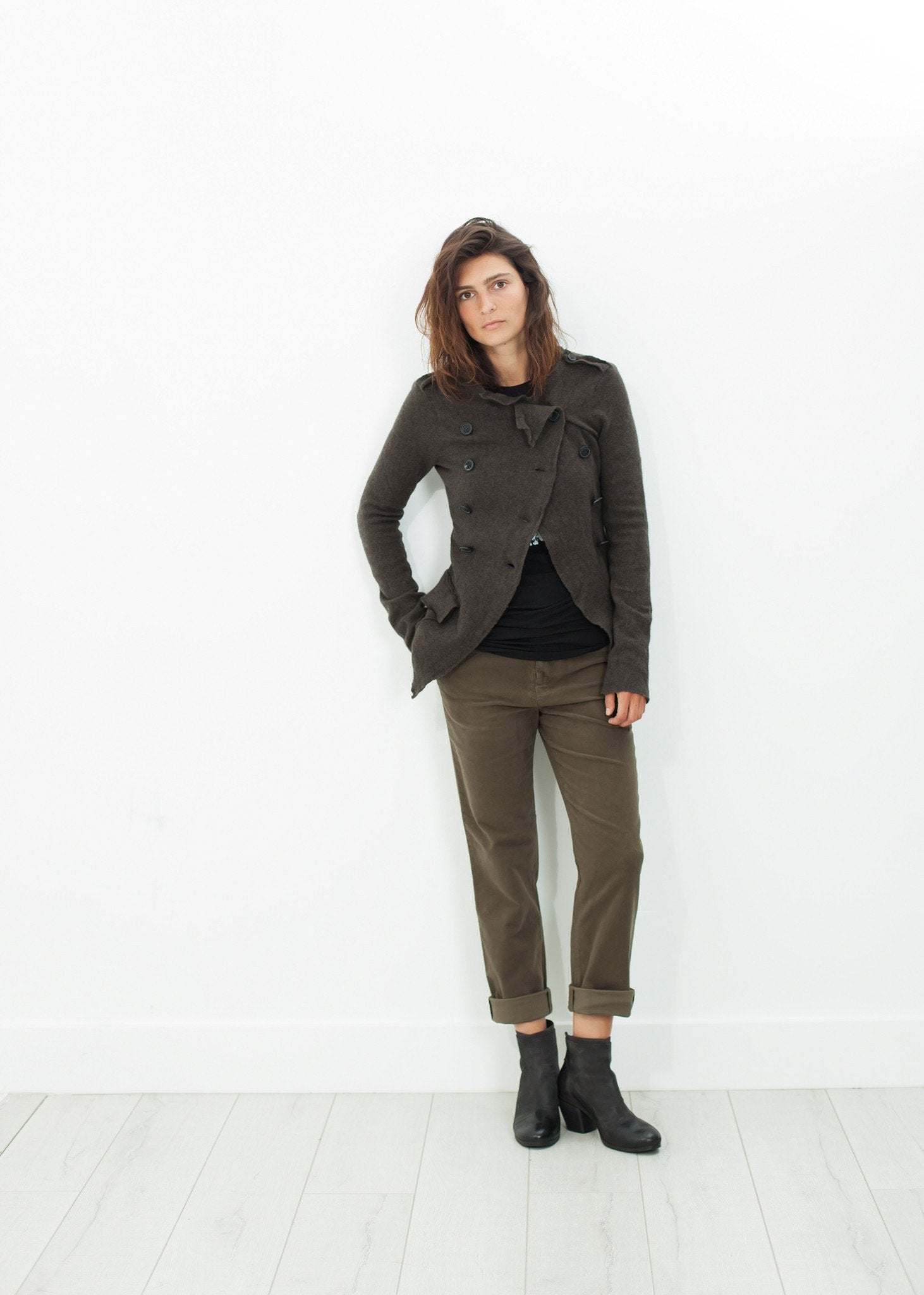 Sueded Cotton Pant in Khaki|women's pants[option1]|[option2]|[option3] - hello