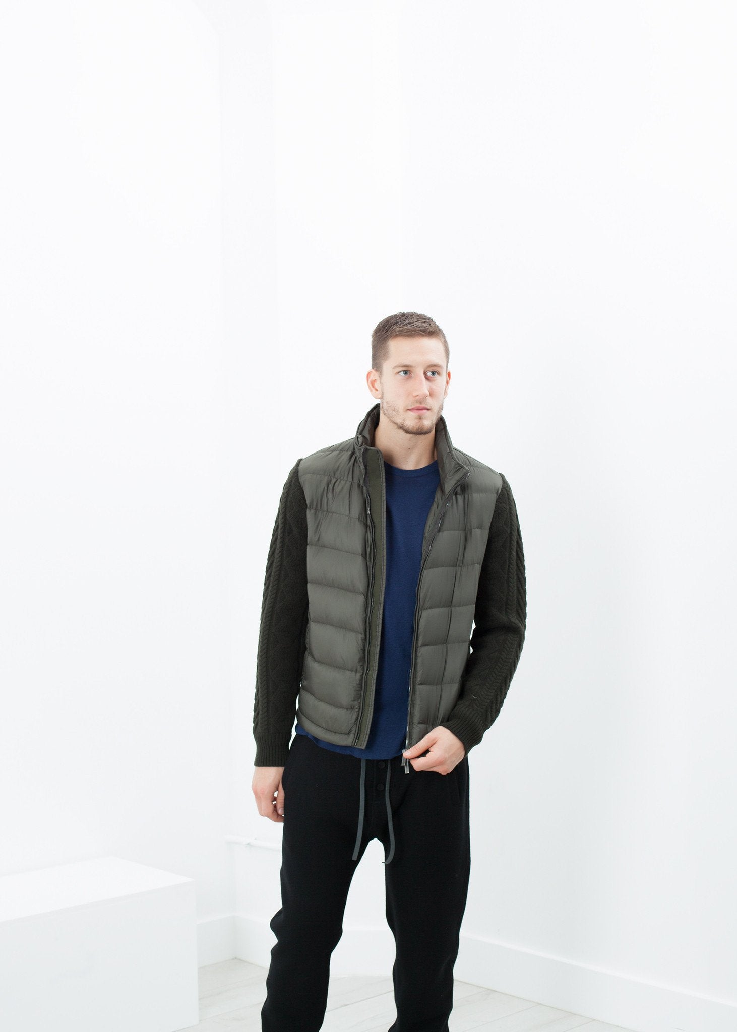 Cashmere Jersey Long Sleeve Tee in Navy|men's t-shirts[option1]|[option2]|[option3] - hello