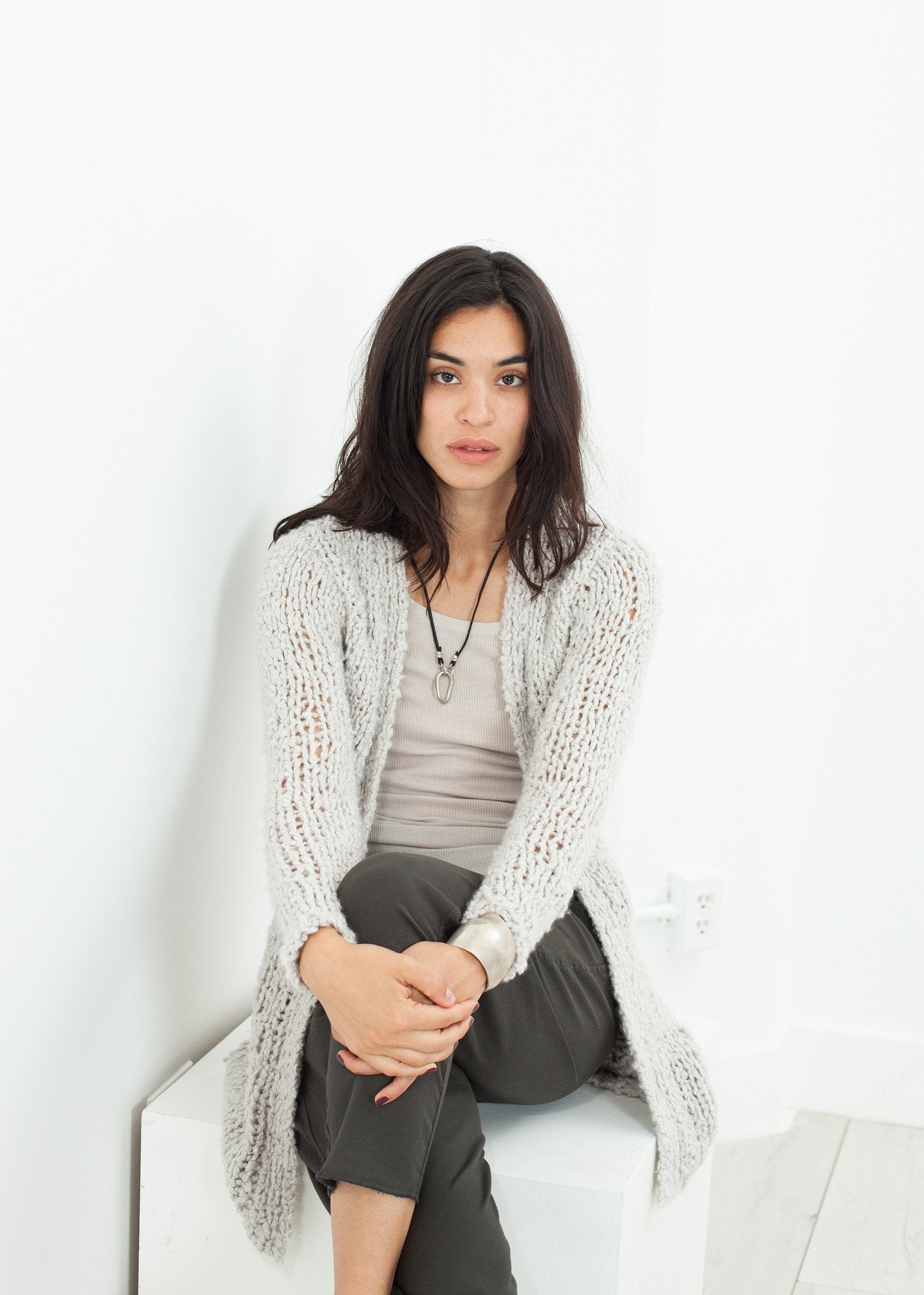 Bulk Stitch Cardigan in Cloud|women's knitwear[option1]|[option2]|[option3] - hello
