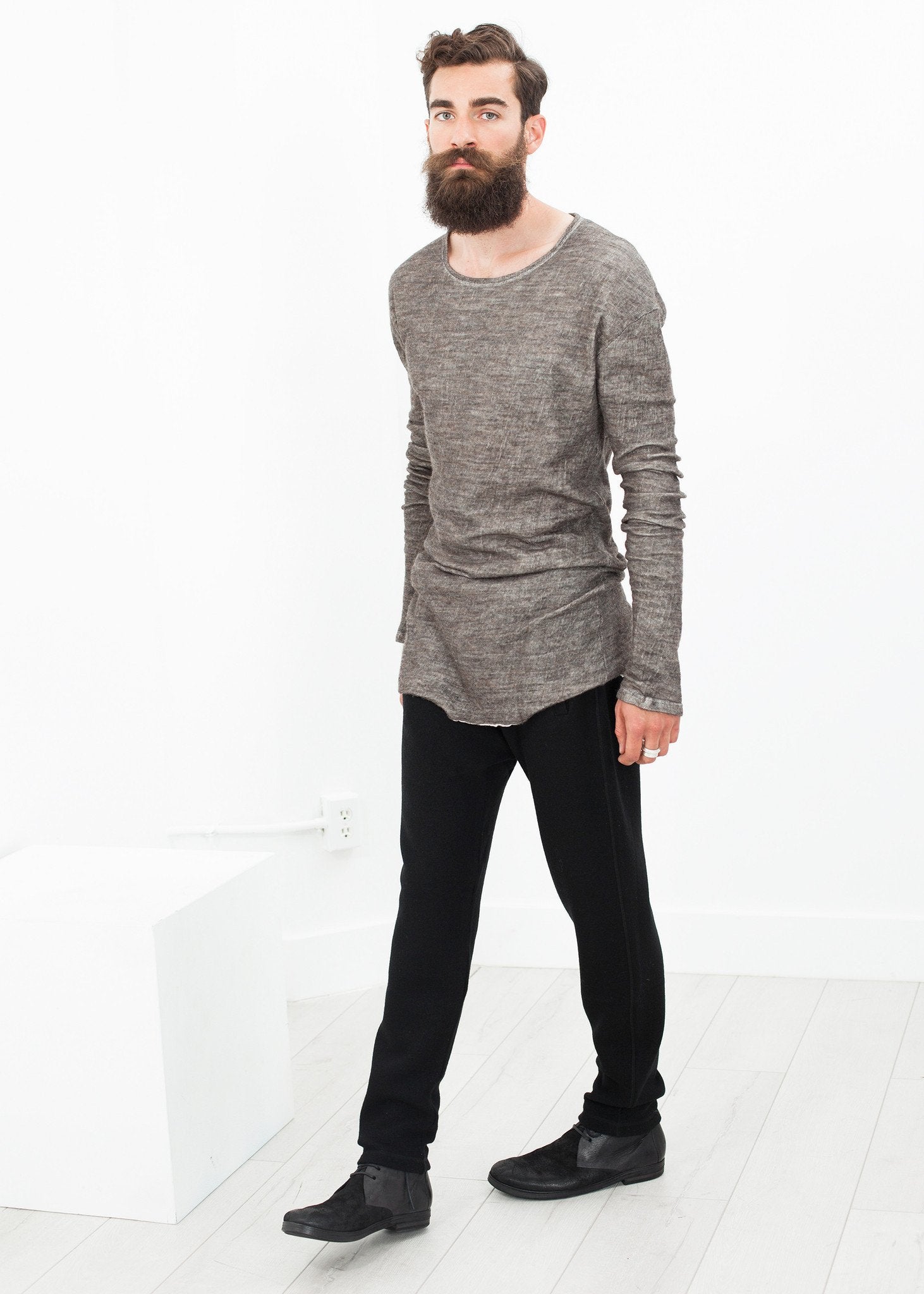 Extra Long Sleeve Sweater in Cavern|men's knitwear[option1]|[option2]|[option3] - hello