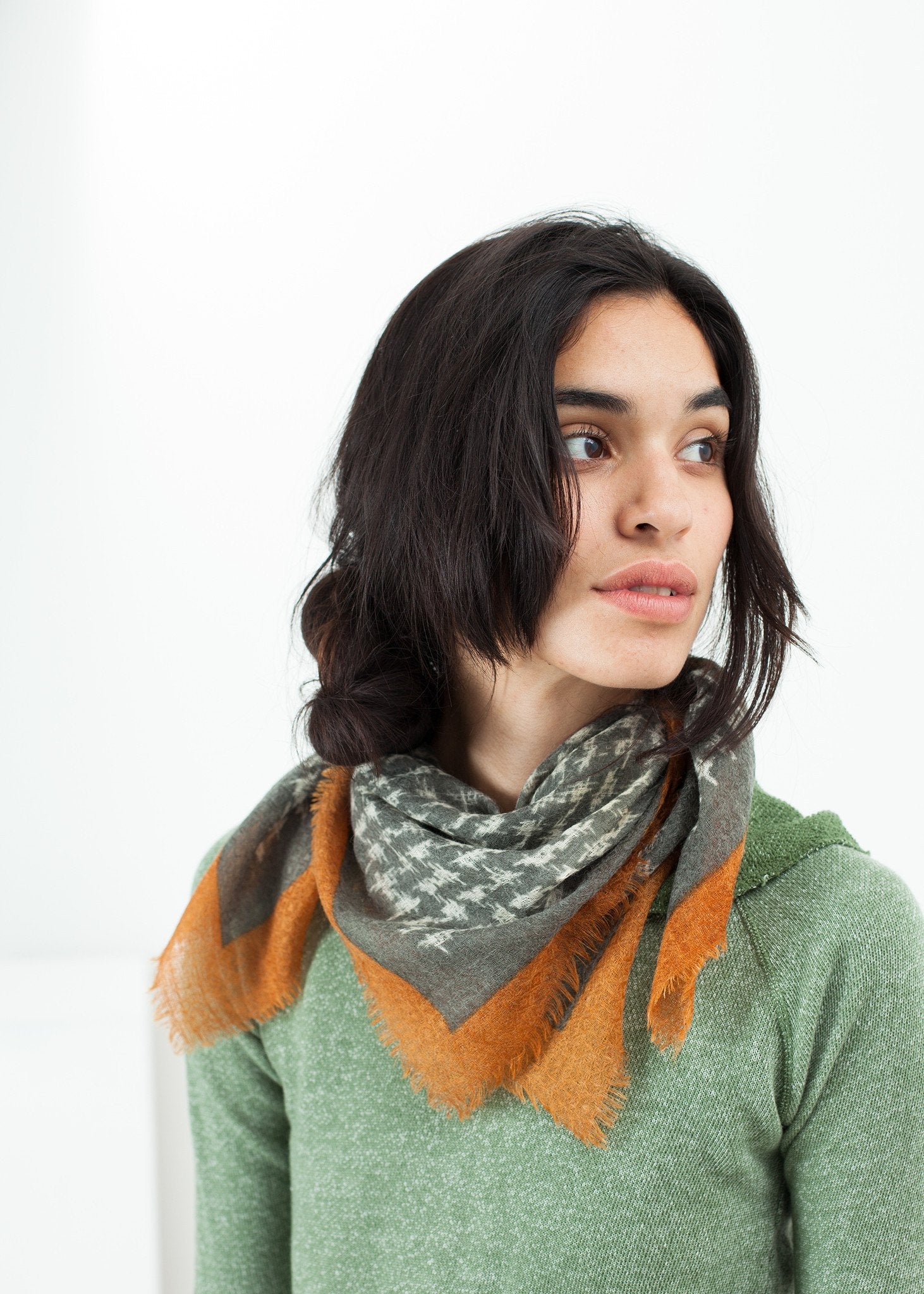 Houndstooth Square in Slate|women's scarves[option1]|[option2]|[option3] - hello