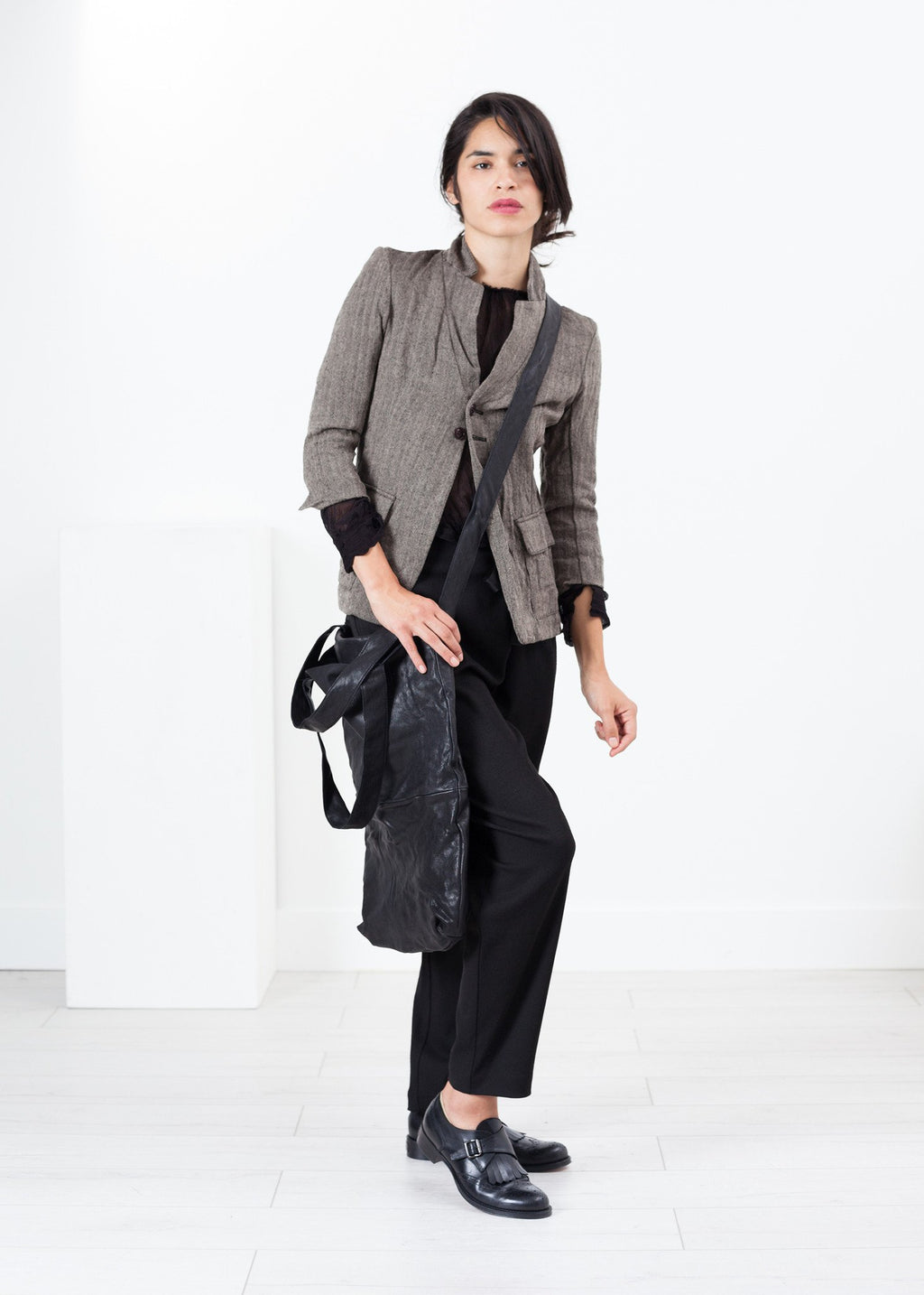 Tall Bag in Black|women's bags[option1]|[option2]|[option3] - hello