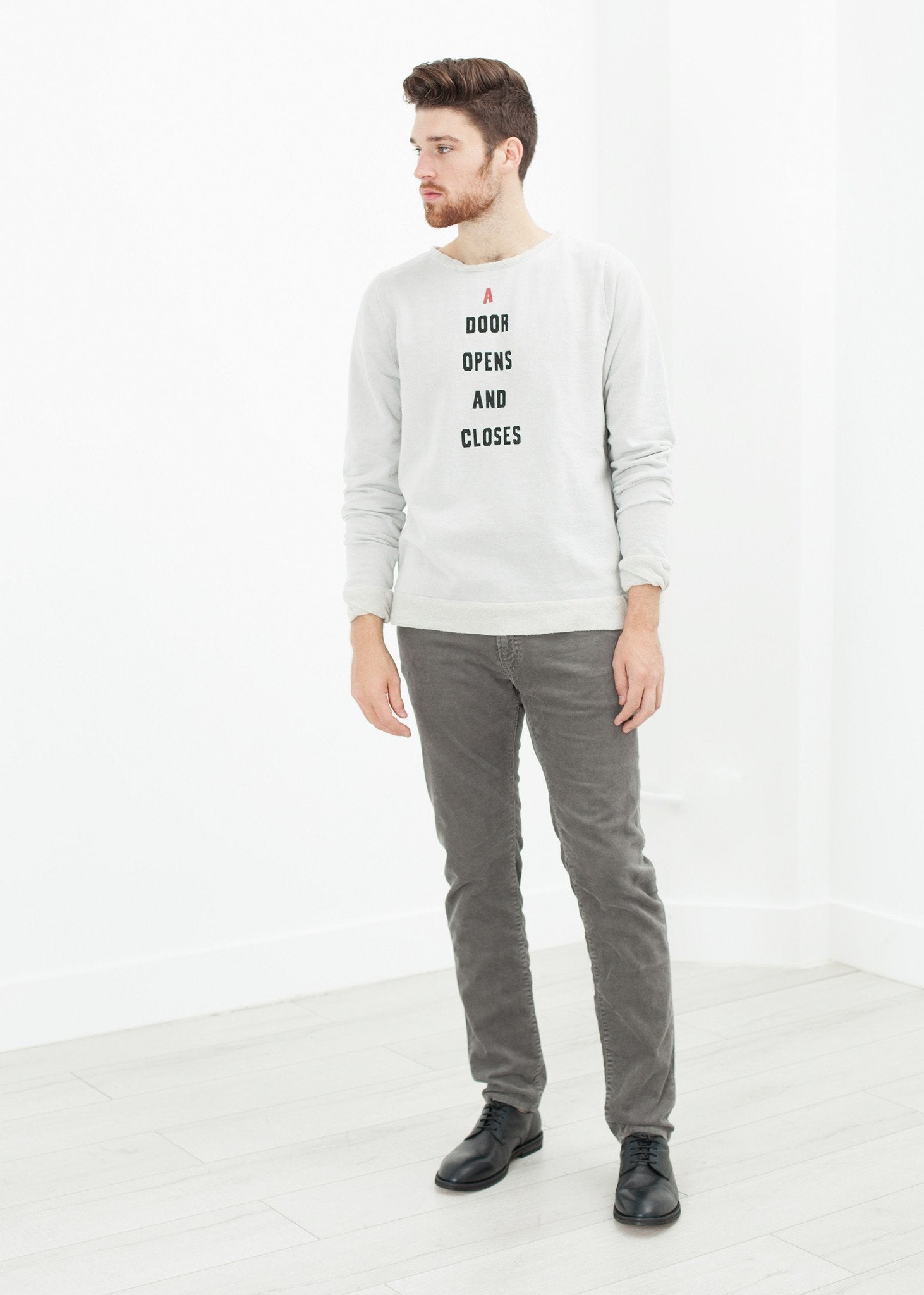 Vintage Sweatshirt in Light Grey|men's t-shirts[option1]|[option2]|[option3] - hello