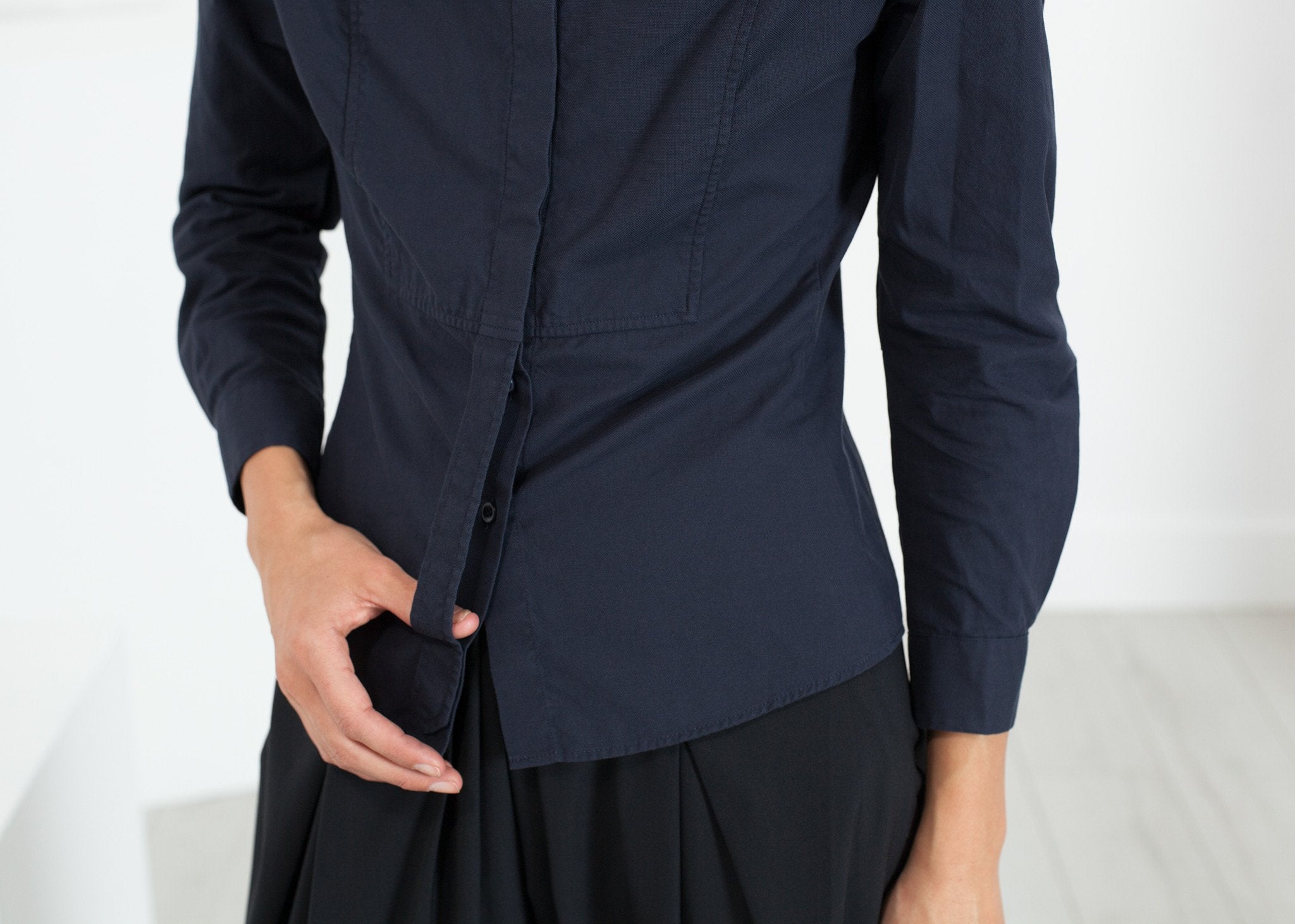 Wrinkled Tux Shirt in Navy|women's button-ups[option1]|[option2]|[option3] - hello