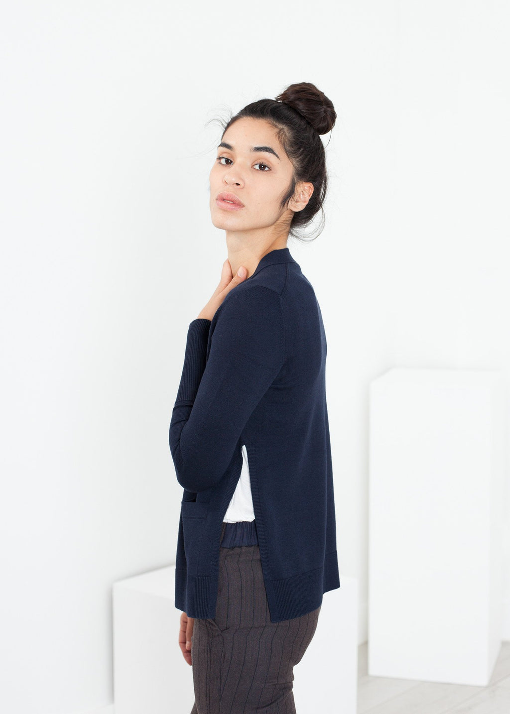 Square Cardigan in Navy|women's knitwear[option1]|[option2]|[option3] - hello