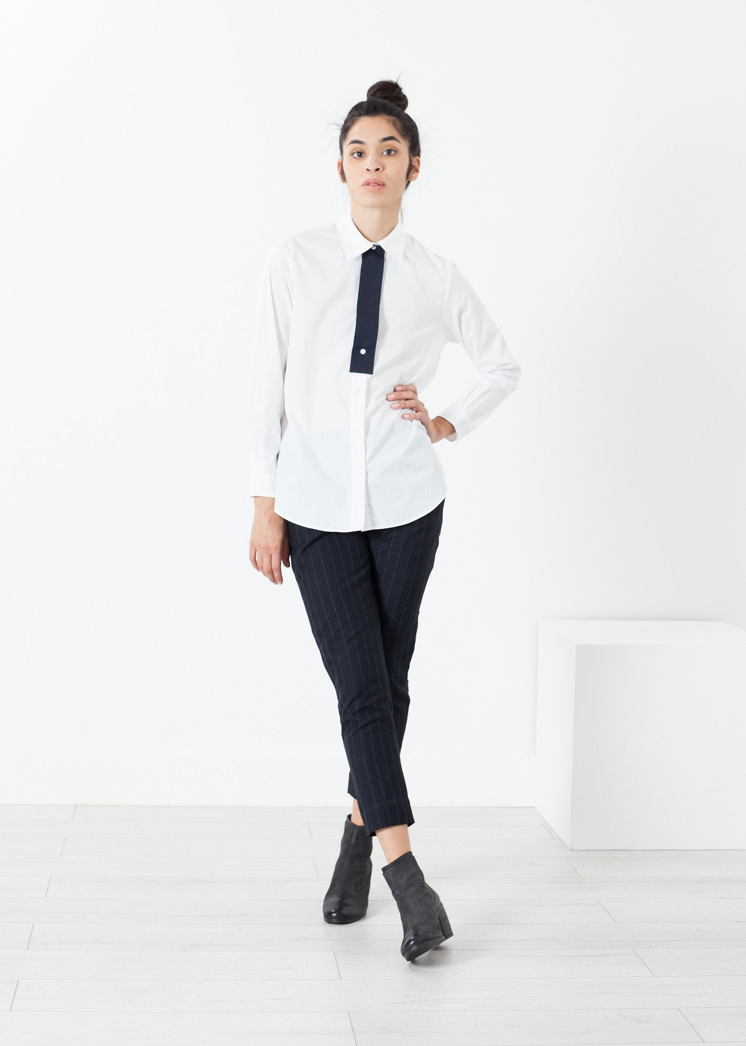 Pau Shirt in White|women's button-ups[option1]|[option2]|[option3] - hello
