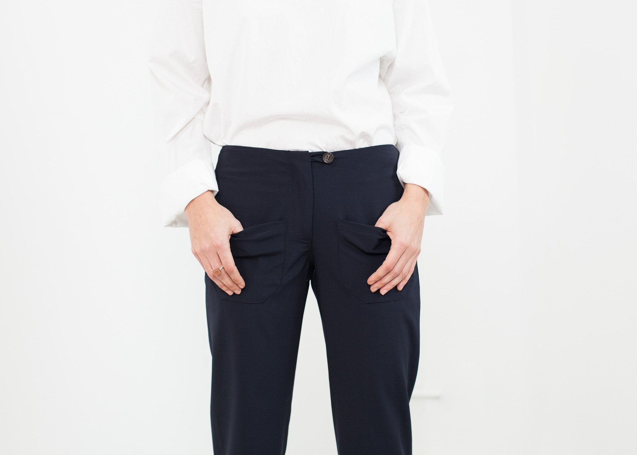 Patch Pocket Pant in Navy|women's pants[option1]|[option2]|[option3] - hello