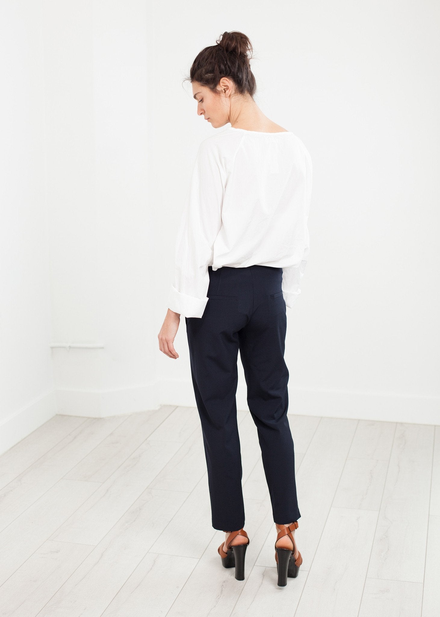 Patch Pocket Pant in Navy|women's pants[option1]|[option2]|[option3] - hello