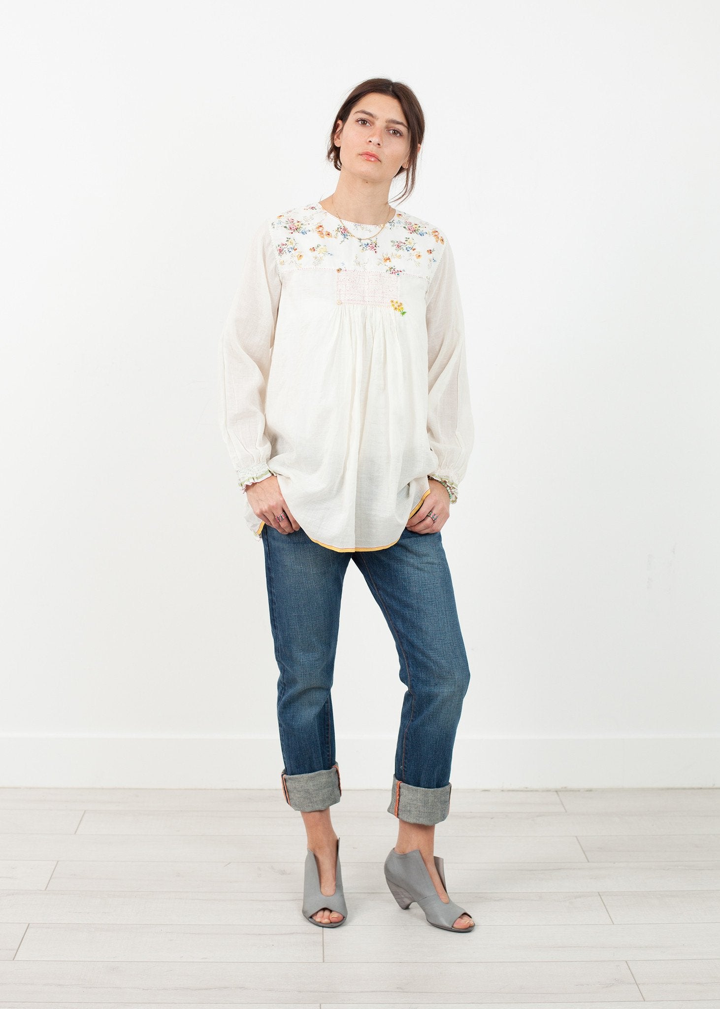 Floral Front Peasant Blouse in White|women's tops[option1]|[option2]|[option3] - hello