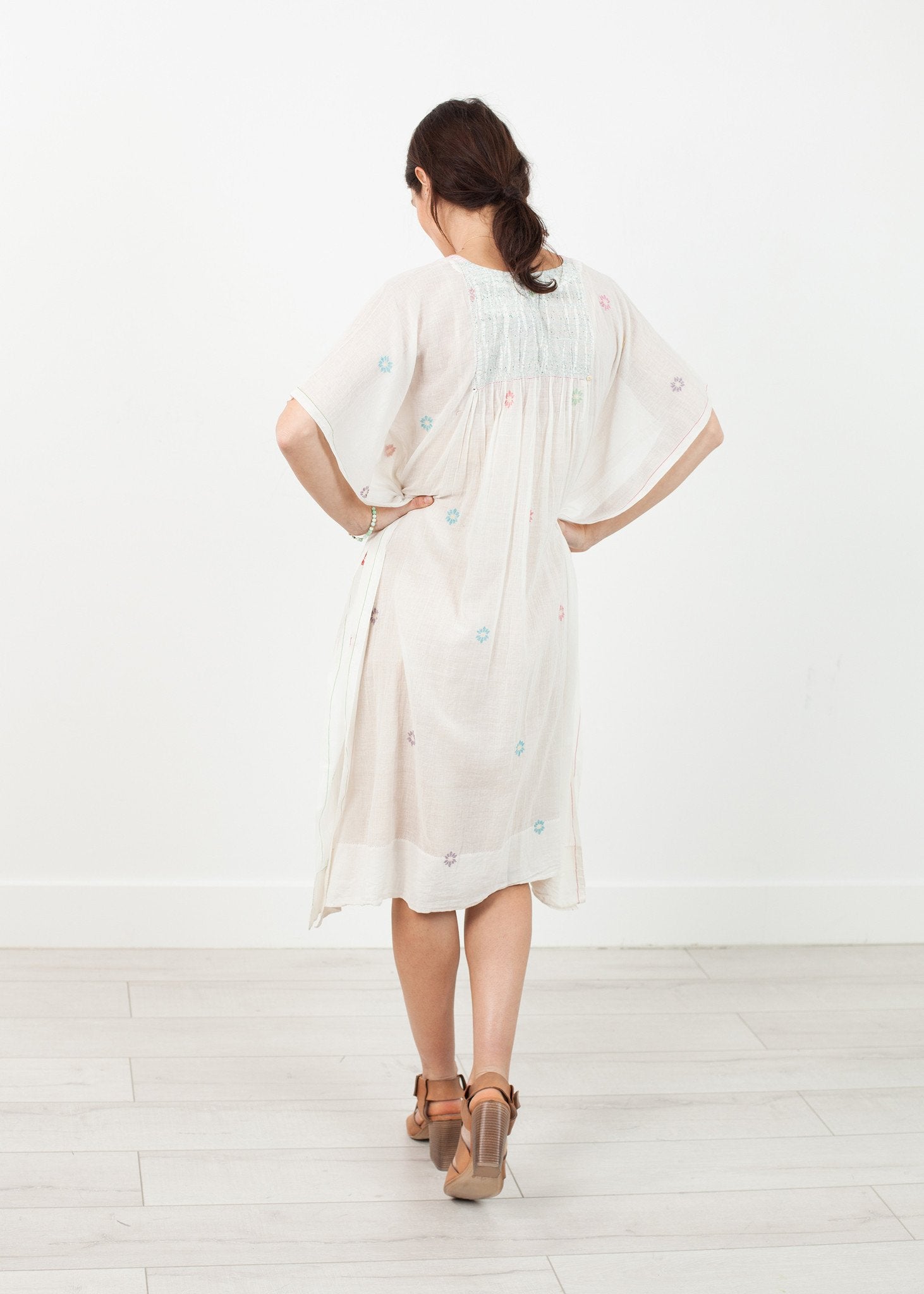 Floral Tent Dress in White|women's dresses[option1]|[option2]|[option3] - hello