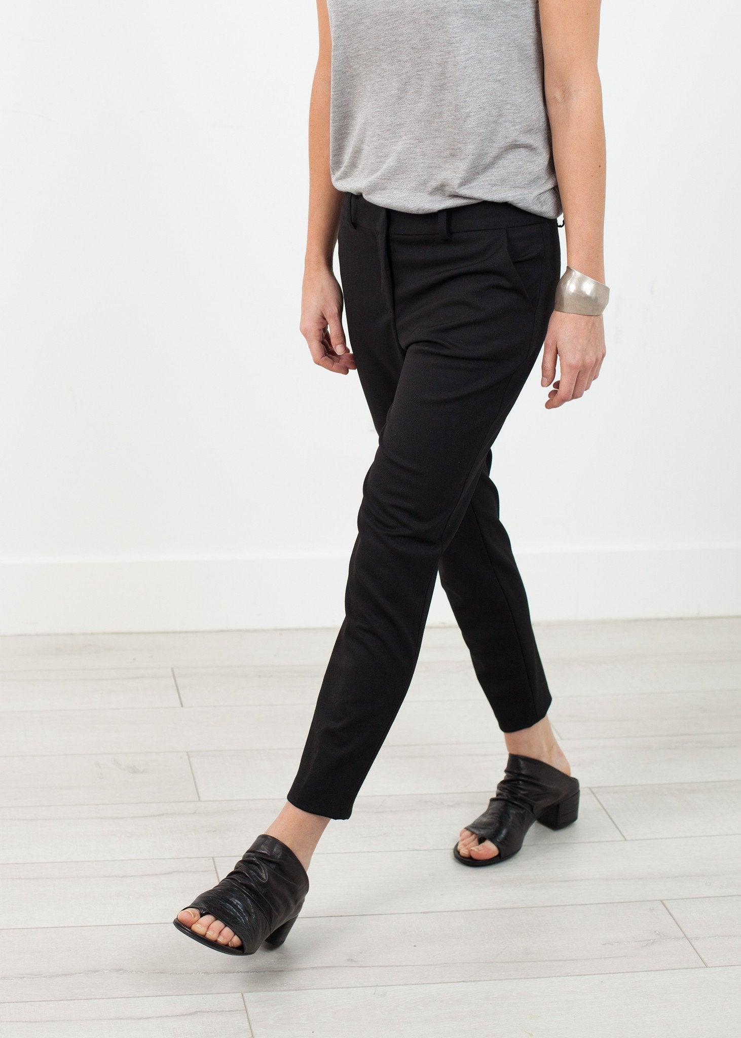 Stretch Fitted Pant in Black|women's pants[option1]|[option2]|[option3] - hello