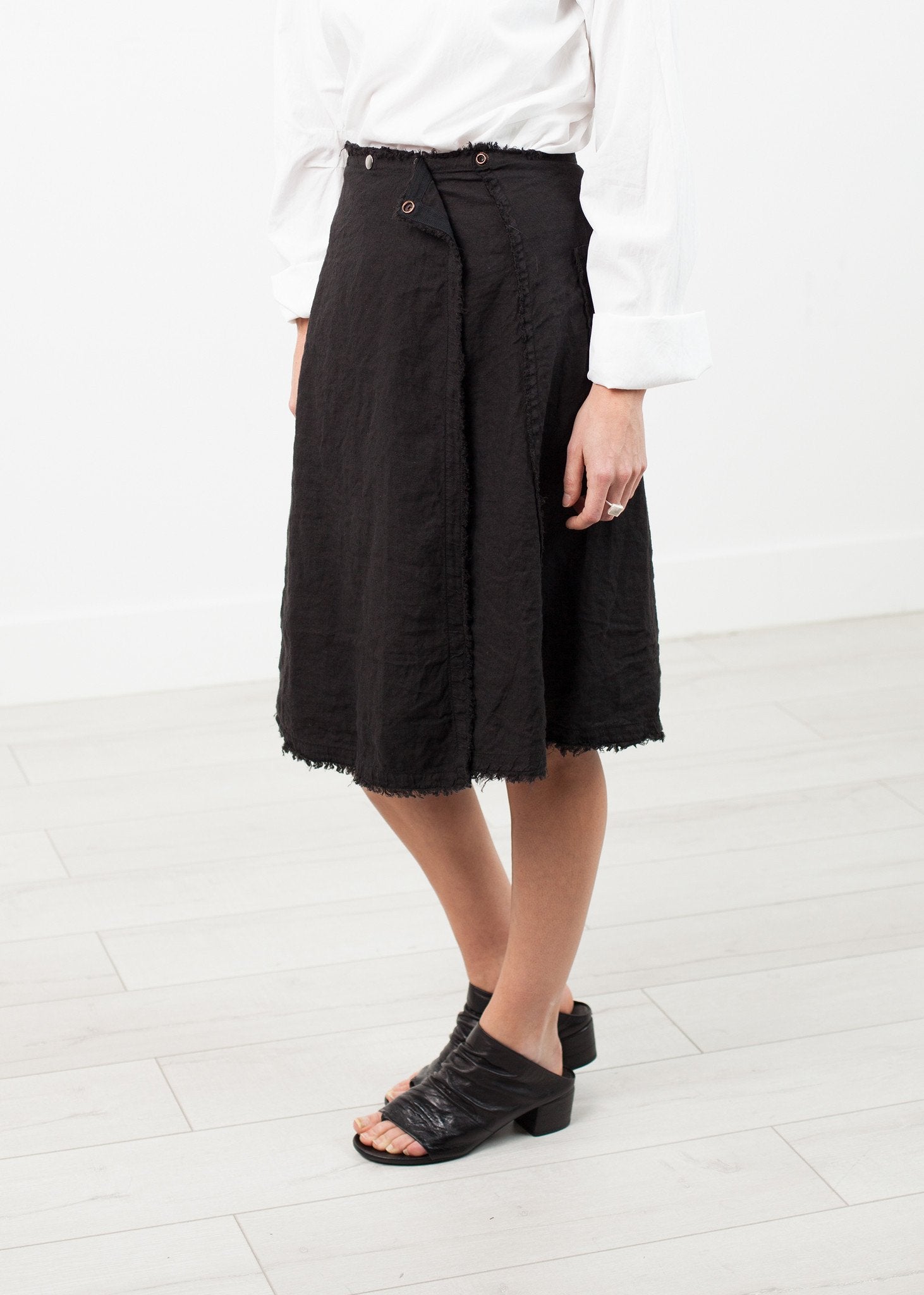 Wrap Snap Skirt in Black|women's skirts[option1]|[option2]|[option3] - hello