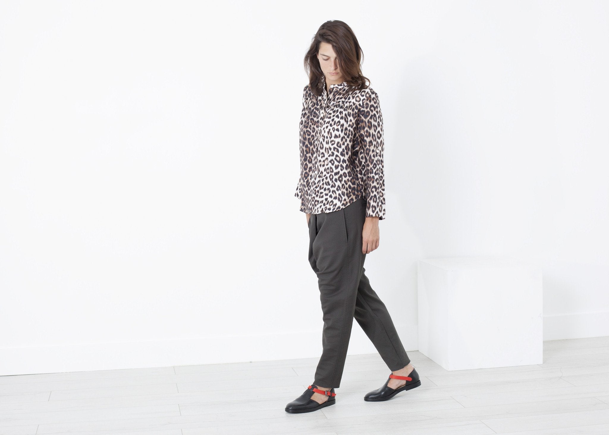 Madame L Blouse in Leopard|women's tops[option1]|[option2]|[option3] - hello
