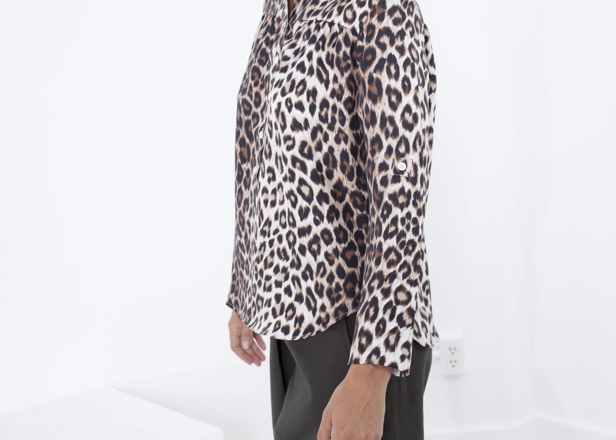Madame L Blouse in Leopard|women's tops[option1]|[option2]|[option3] - hello