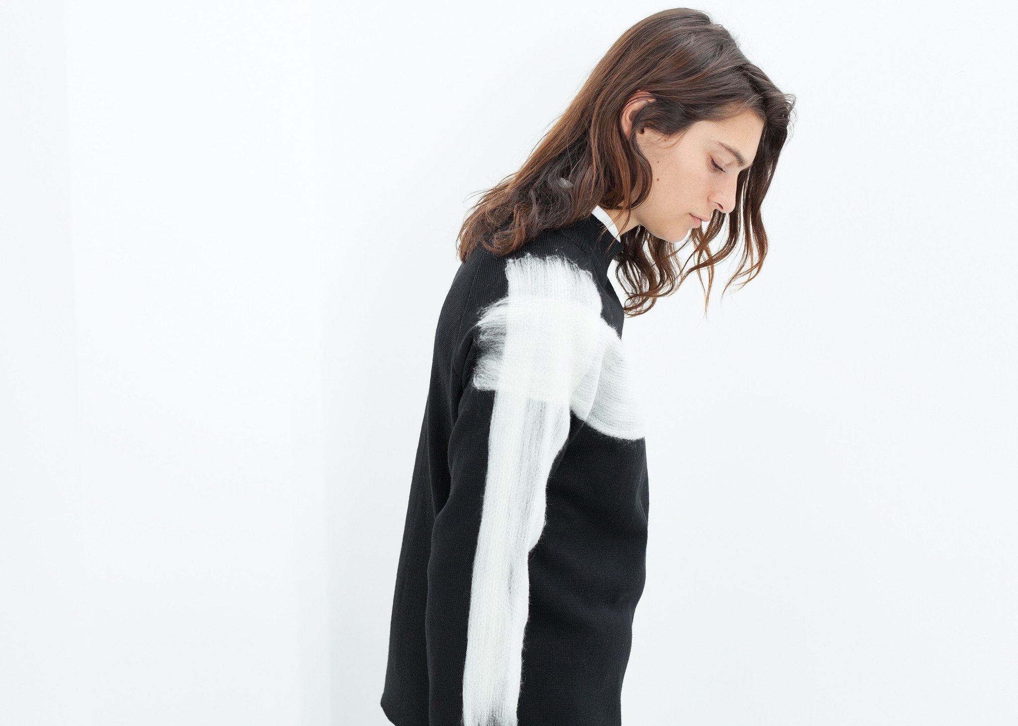 Contrast Felted Sweater in Black|women's knitwear[option1]|[option2]|[option3] - hello