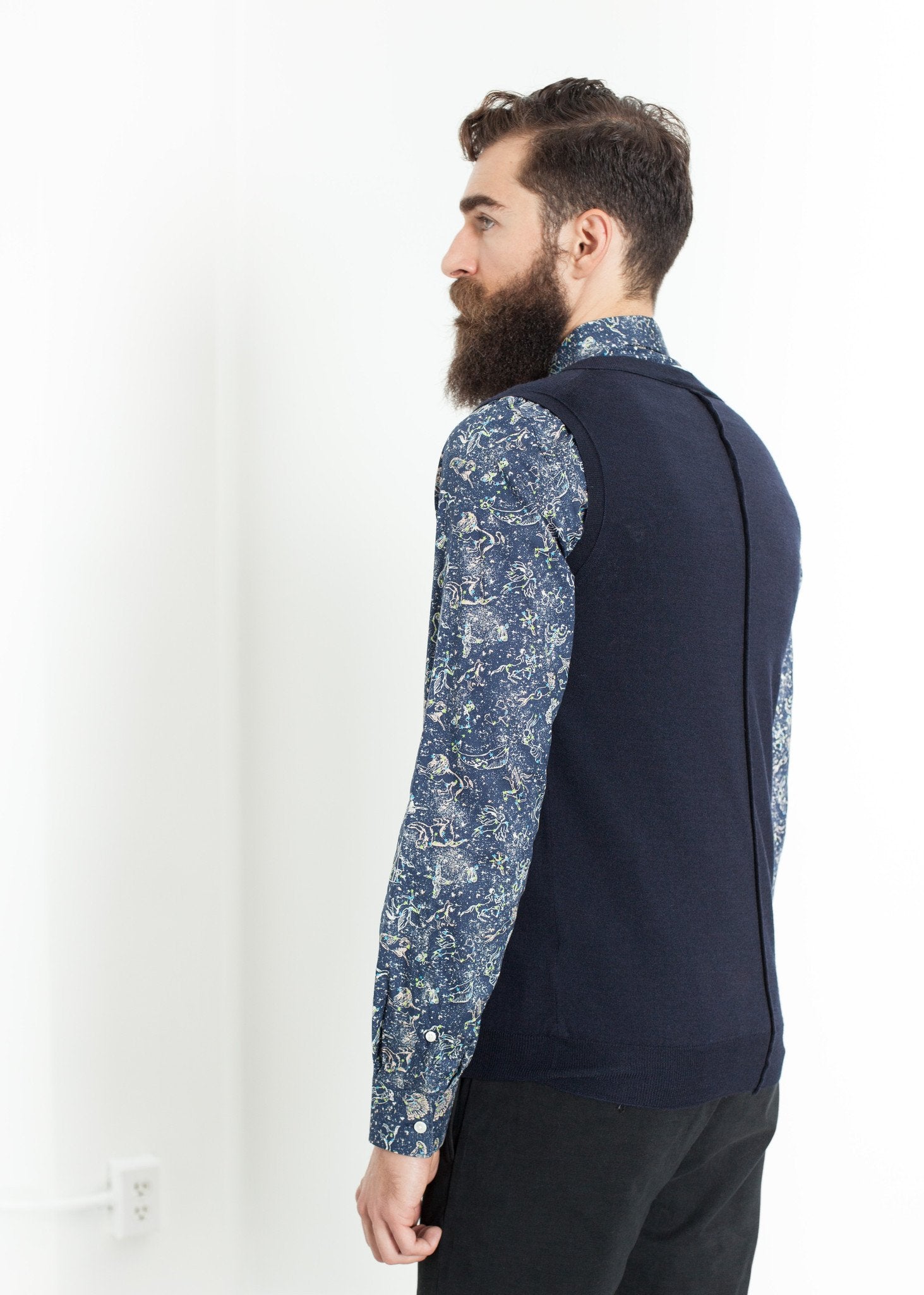 Basic Gilet in Navy|men's knits[option1]|[option2]|[option3] - hello
