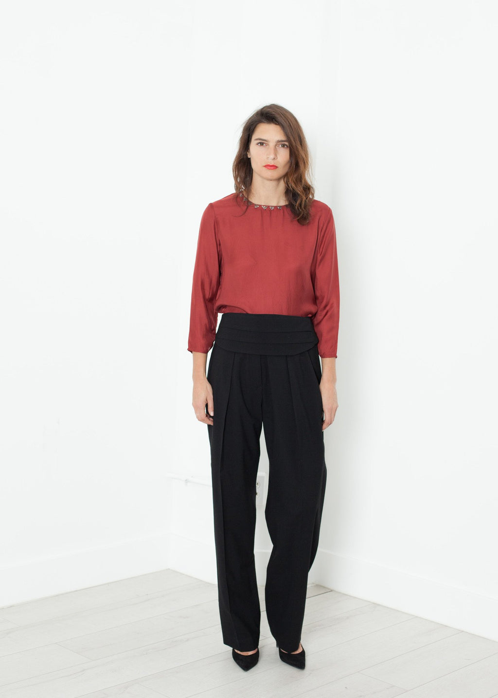 Pleated Waistband Trouser in Black|women's pants[option1]|[option2]|[option3] - hello