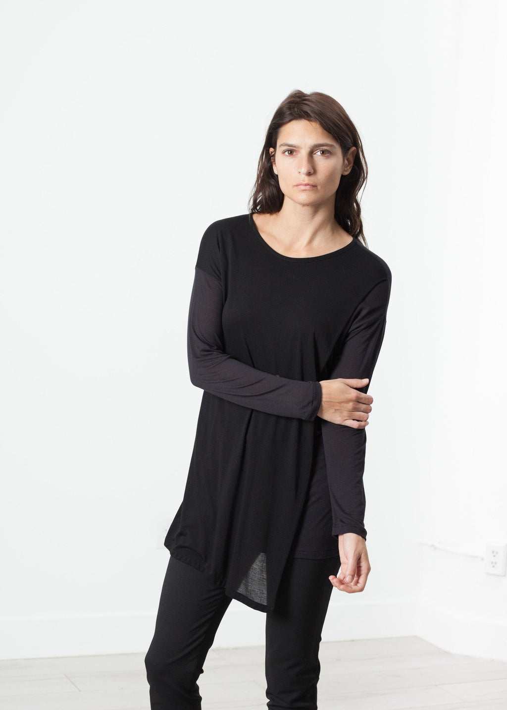 Laurier Tee in Black/Navy|women's t-shirts[option1]|[option2]|[option3] - hello