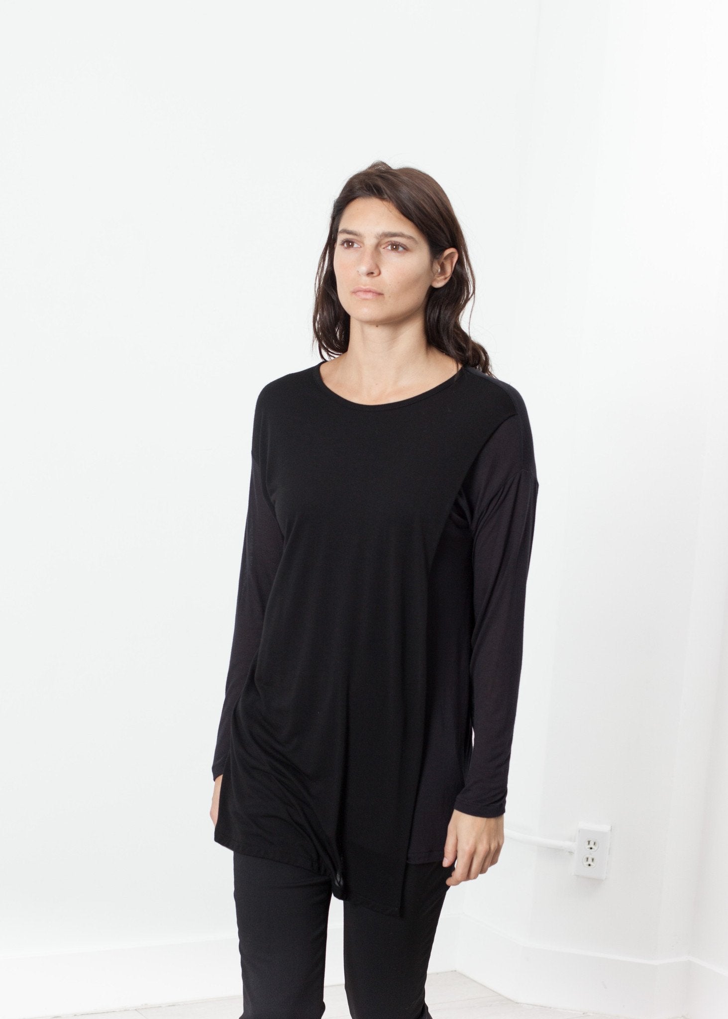 Laurier Tee in Black/Navy|women's t-shirts[option1]|[option2]|[option3] - hello