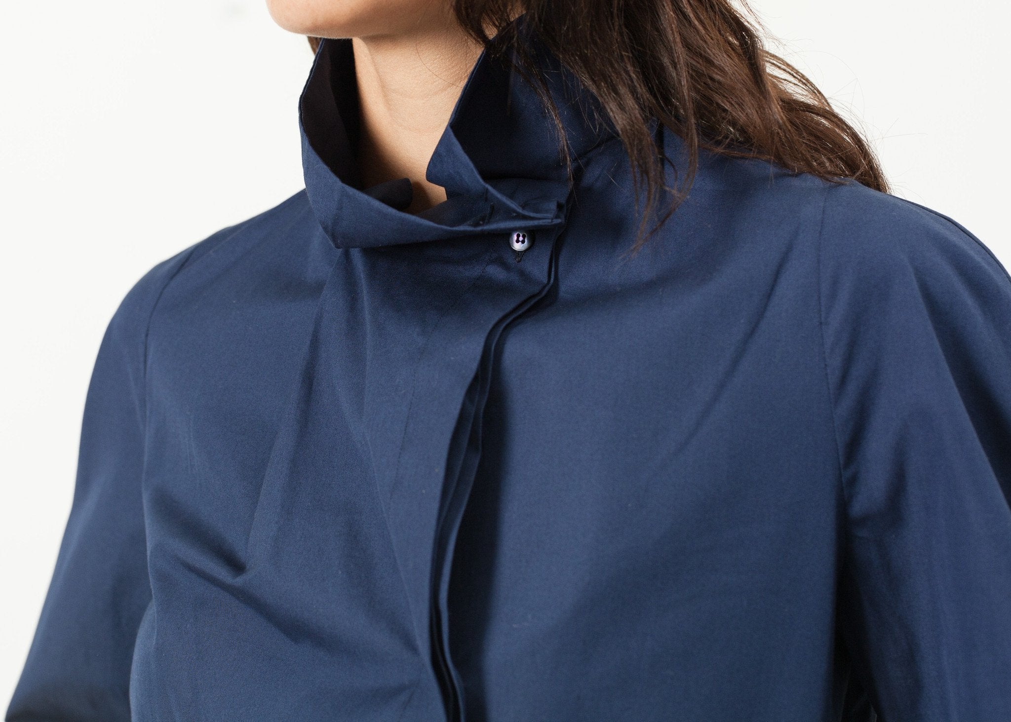 Full Collar Poplin Blouse in Navy|women's tops[option1]|[option2]|[option3] - hello