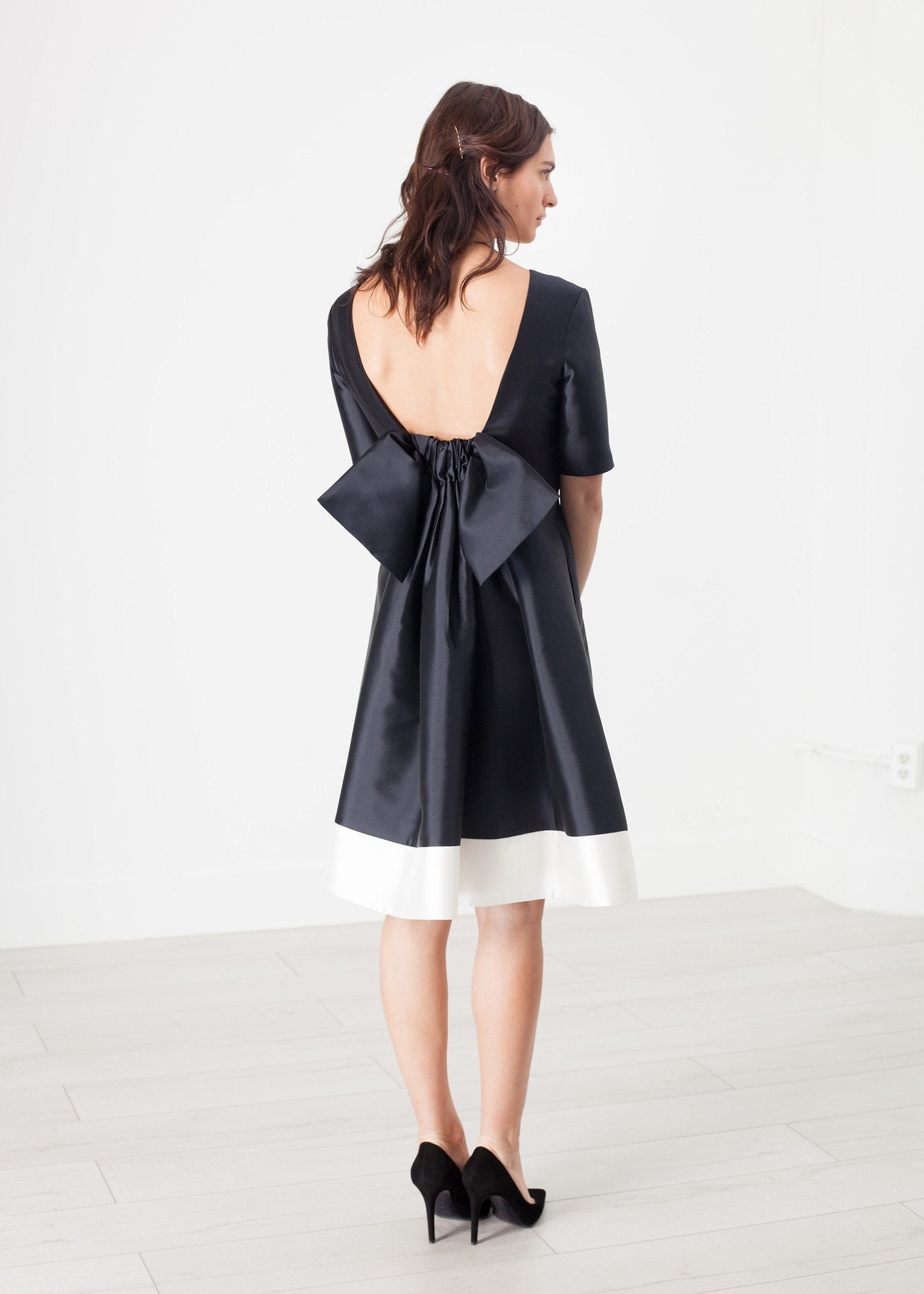 Tie Dress in Navy|Dresses[option1]|[option2]|[option3] - hello