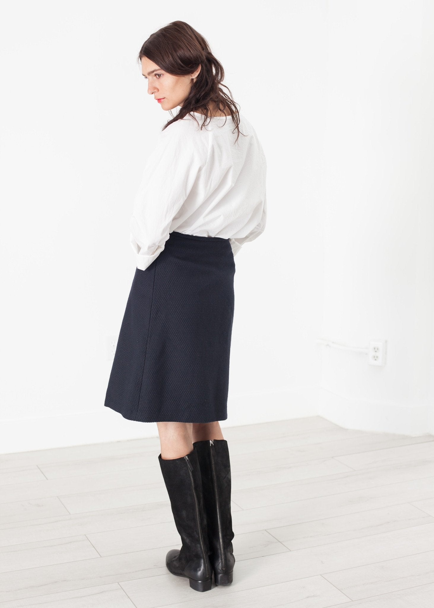 Pleated Wool Skirt in Navy|women's skirts[option1]|[option2]|[option3] - hello