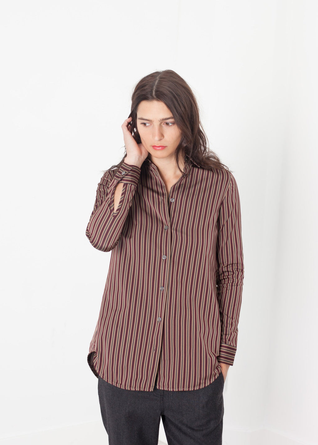 Sheen Button-Up in Red/Tan|women's button-ups[option1]|[option2]|[option3] - hello