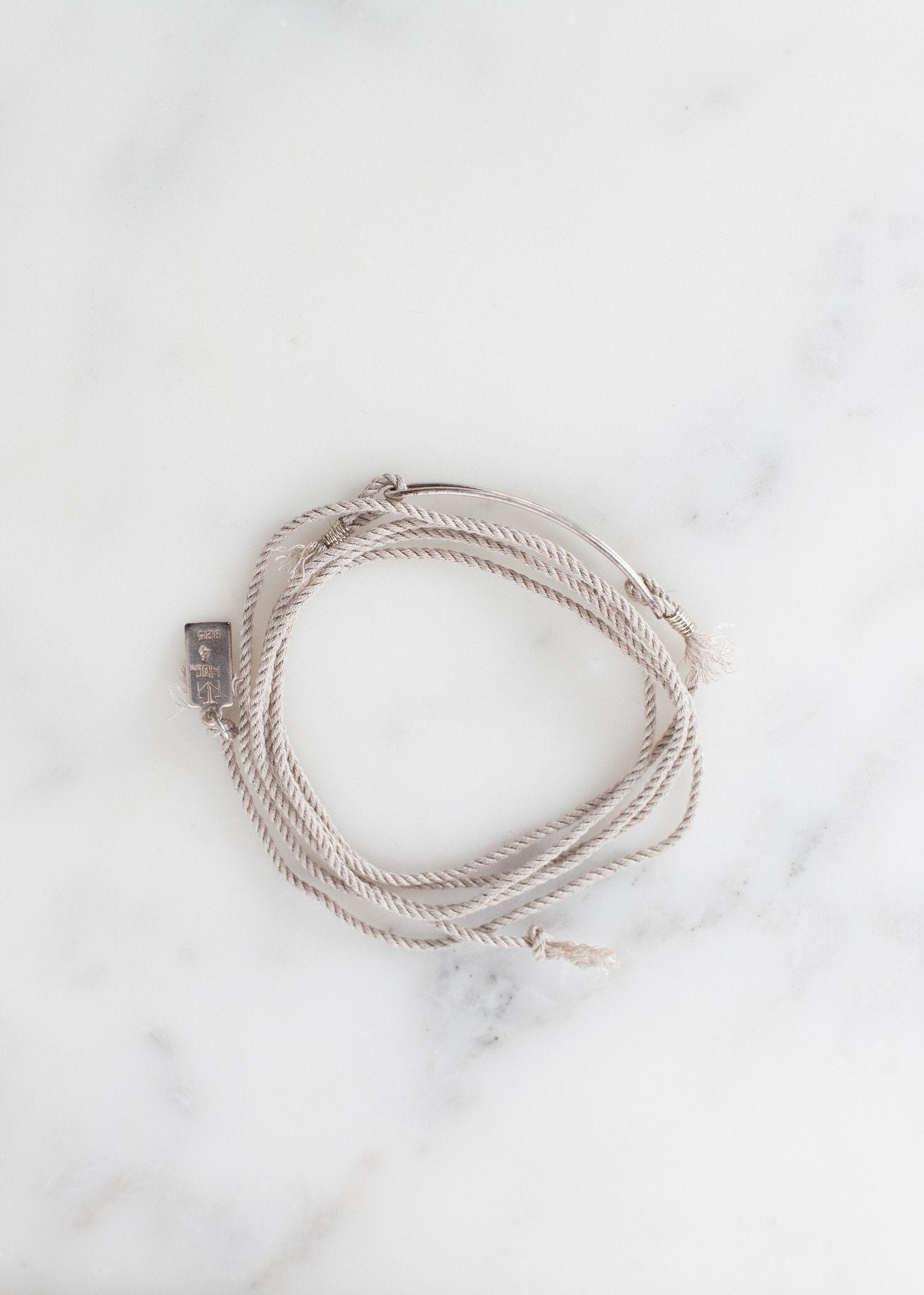 Bracelet 85 in Grey Silk/Silver|unisex bracelets[option1]|[option2]|[option3] - hello