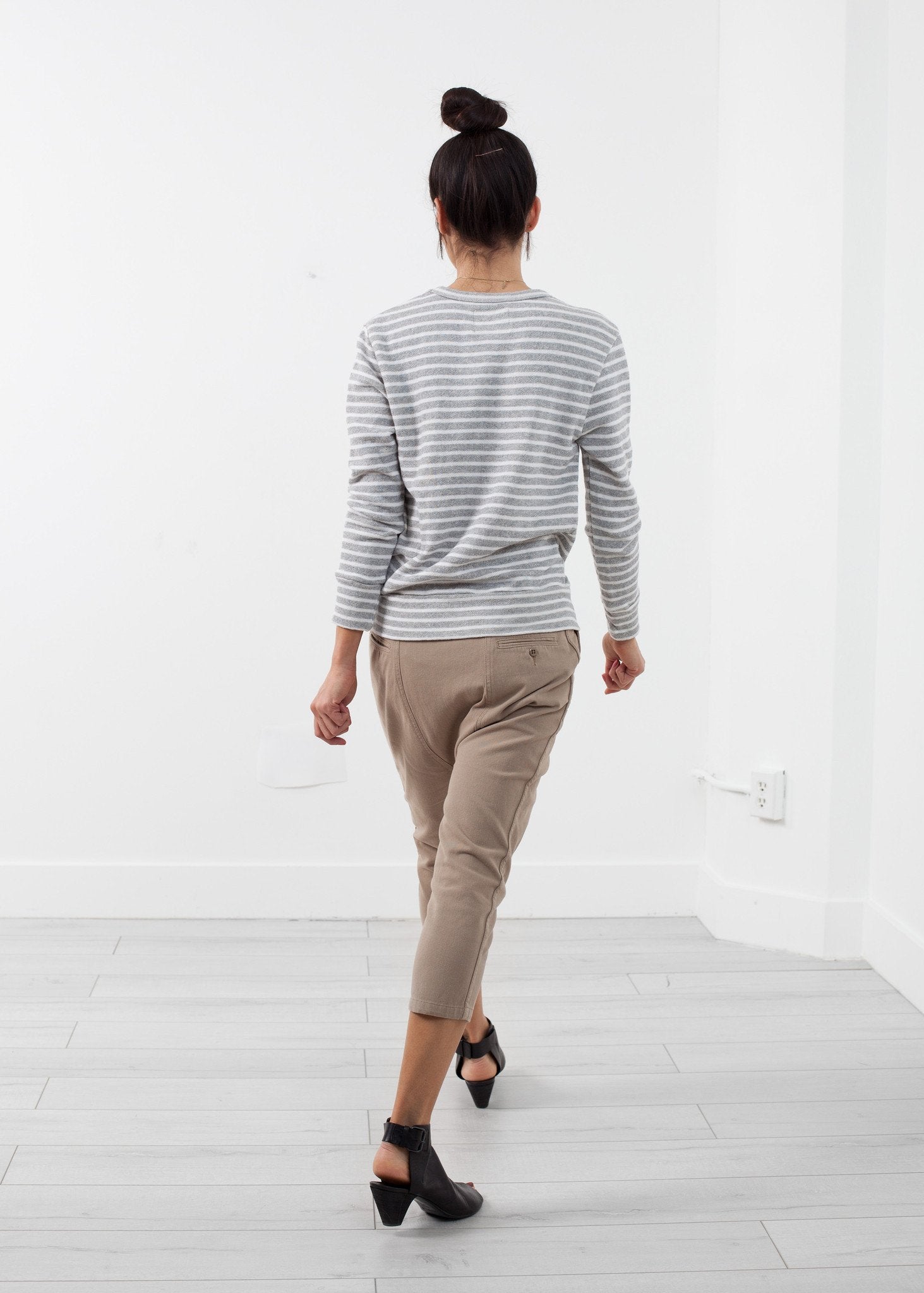 Striped Pullover|women's knitwear[option1]|[option2]|[option3] - hello