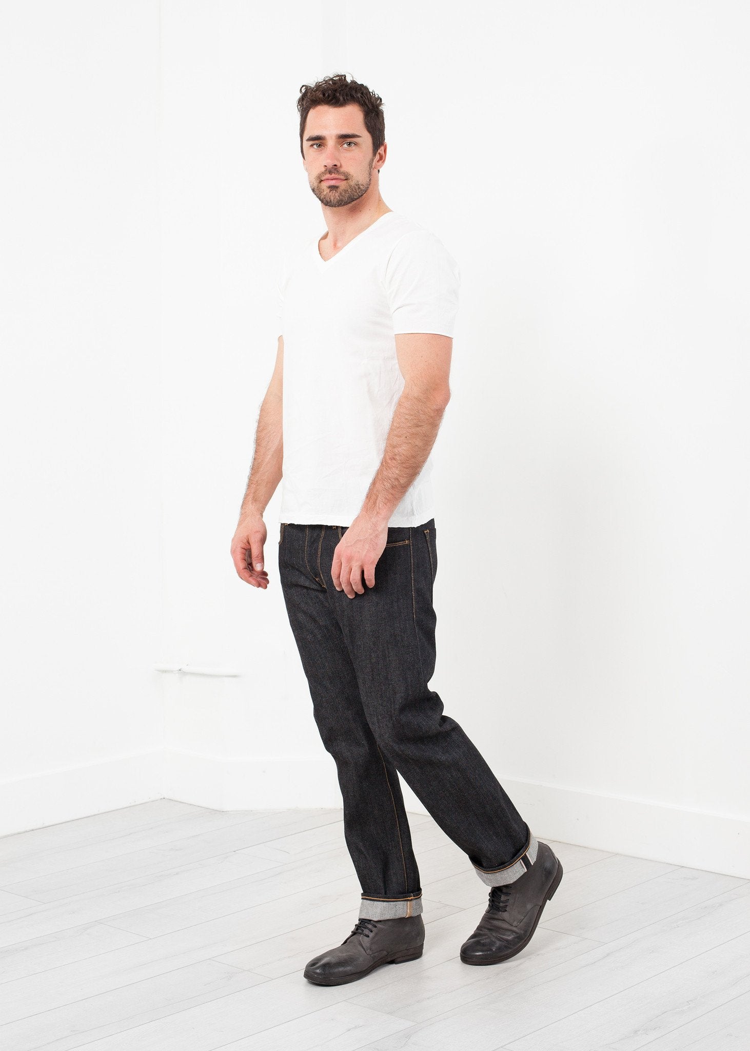 V-Neck Tee|men's t-shirts[option1]|[option2]|[option3] - hello