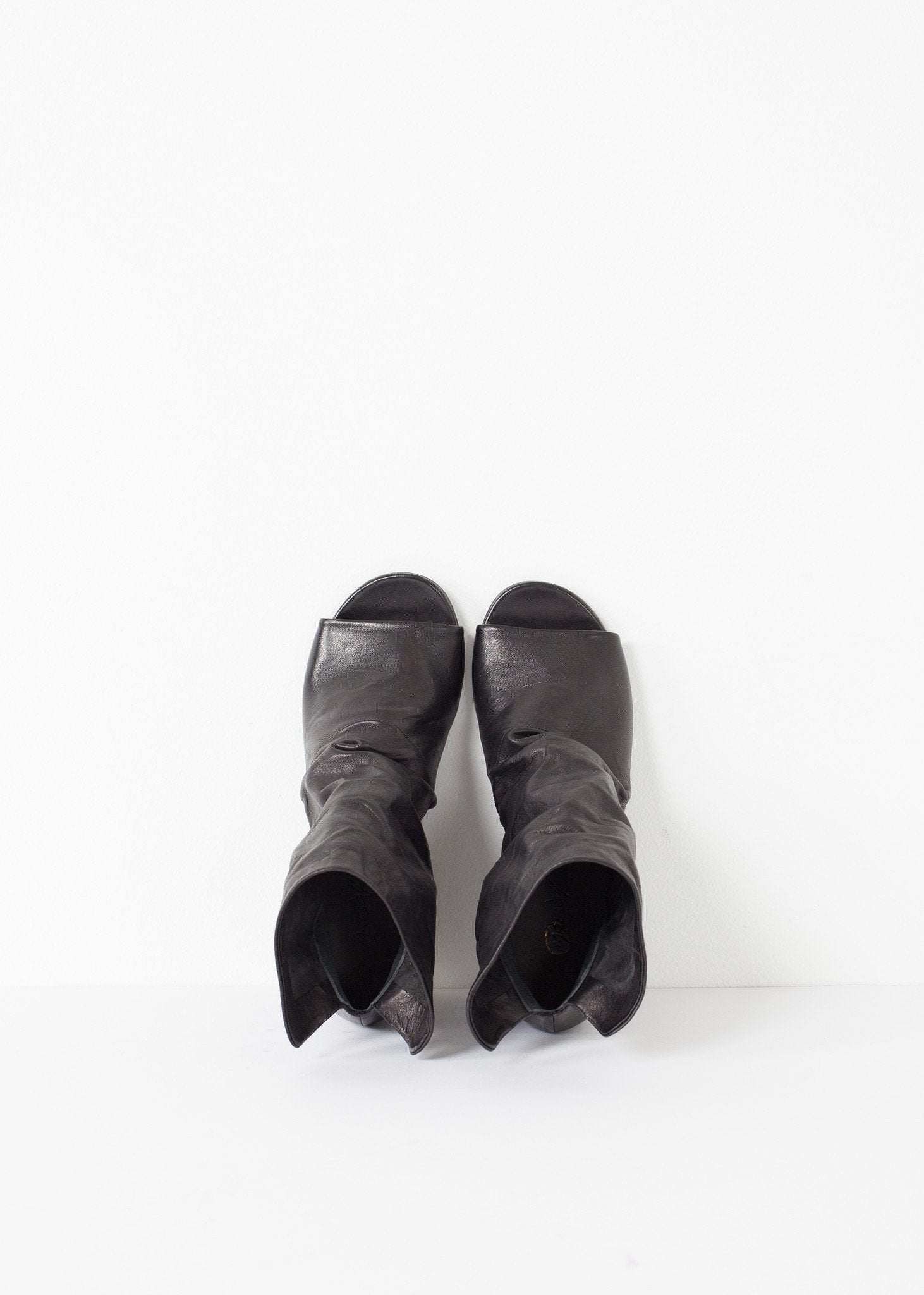 Block Wedge in Black|women's shoes[option1]|[option2]|[option3] - hello