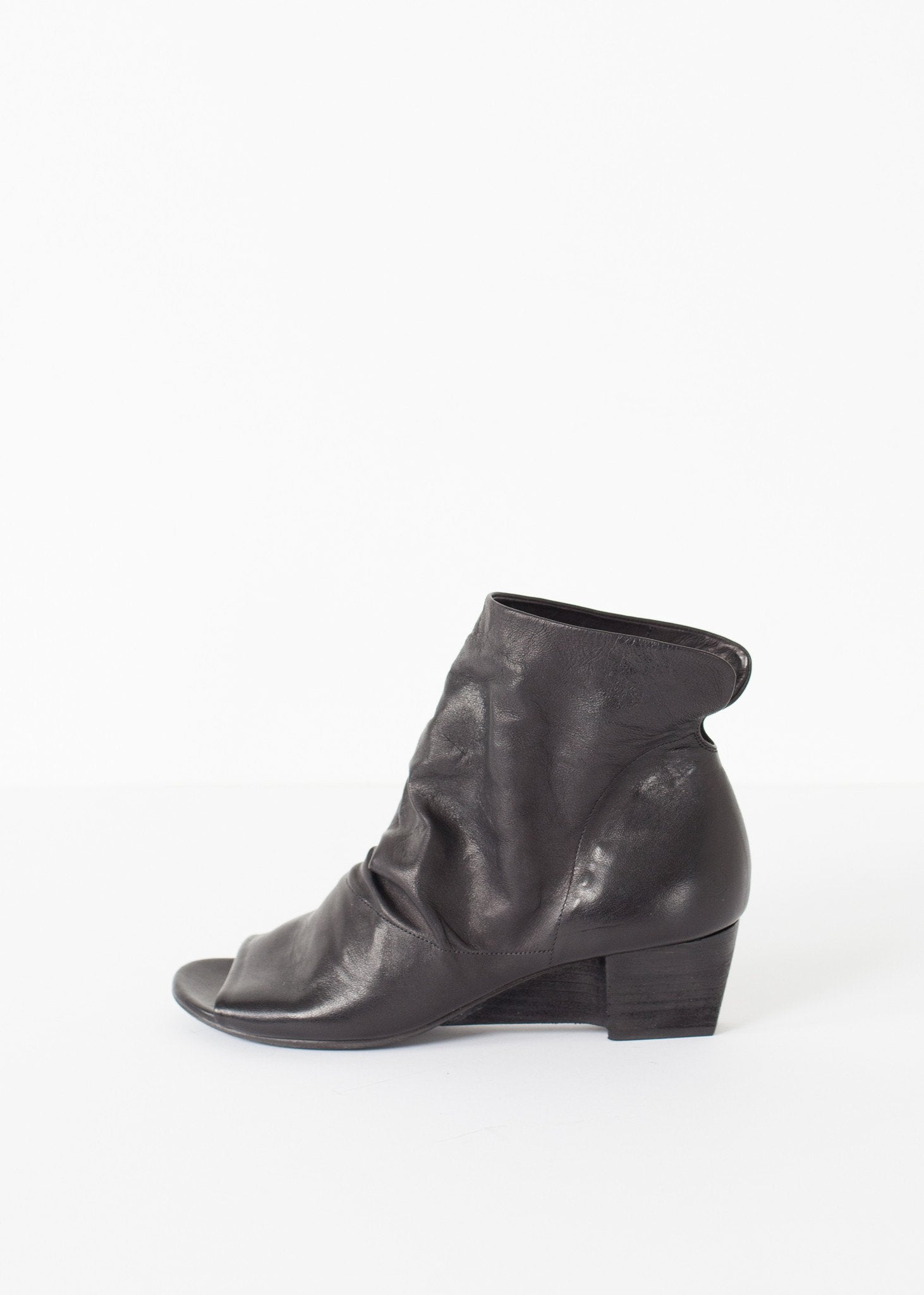 Block Wedge in Black|women's shoes[option1]|[option2]|[option3] - hello