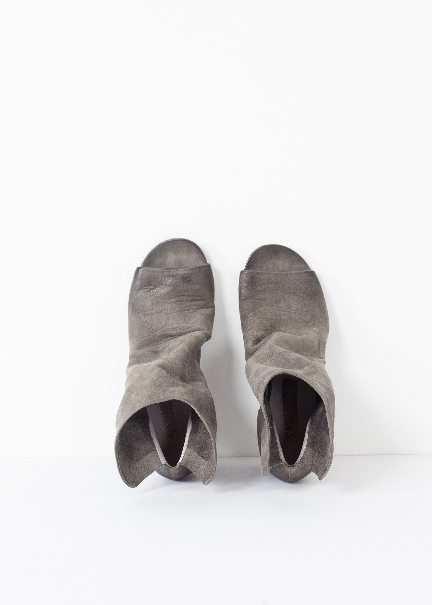 Block Wedge in Dark Slate|women's shoes[option1]|[option2]|[option3] - hello