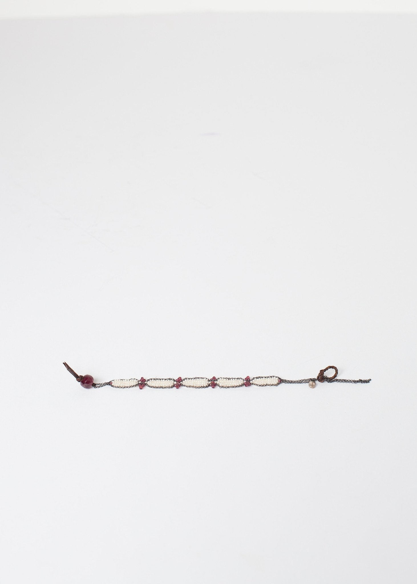 Garnet Bracelet in Frothy Pearl|women's bracelets[option1]|[option2]|[option3] - hello