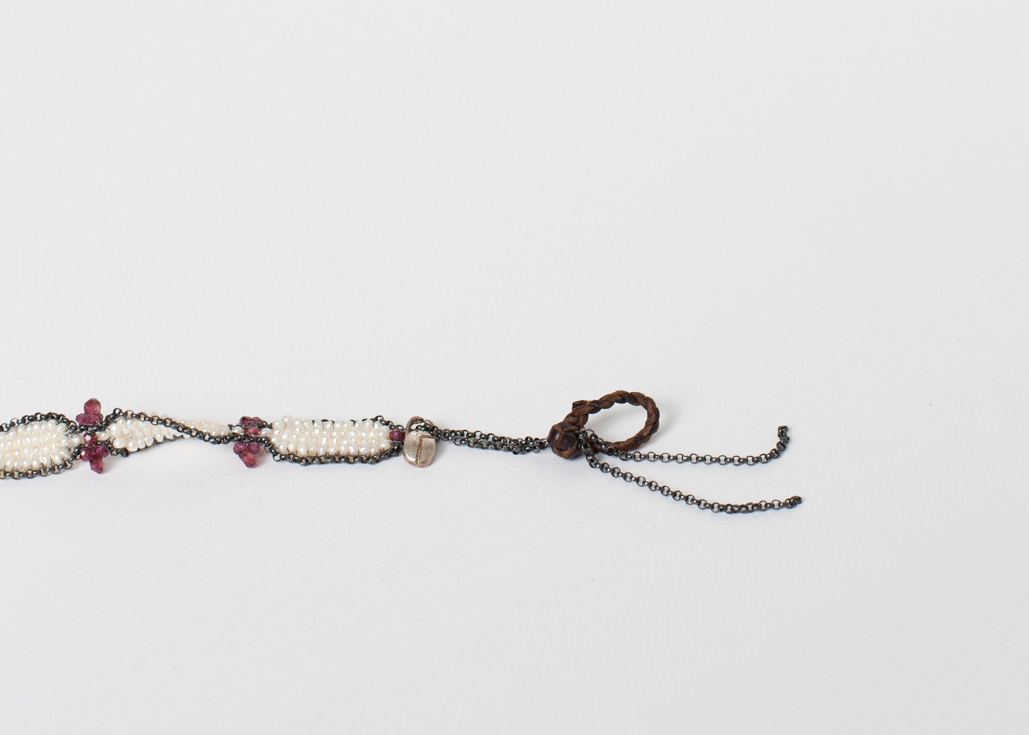 Garnet Bracelet in Frothy Pearl|women's bracelets[option1]|[option2]|[option3] - hello