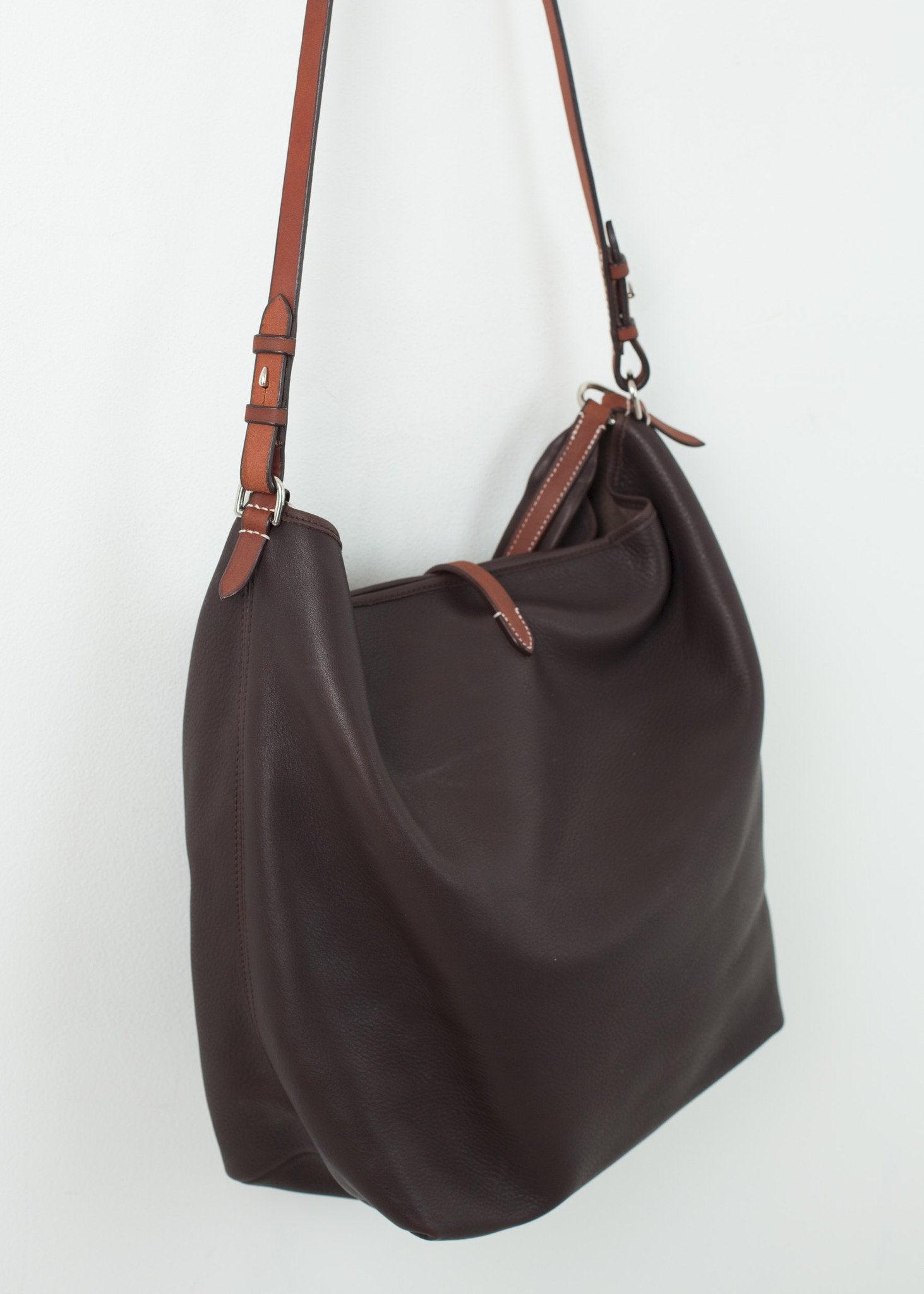 Pretty Grooming Bag|women's bags[option1]|[option2]|[option3] - hello